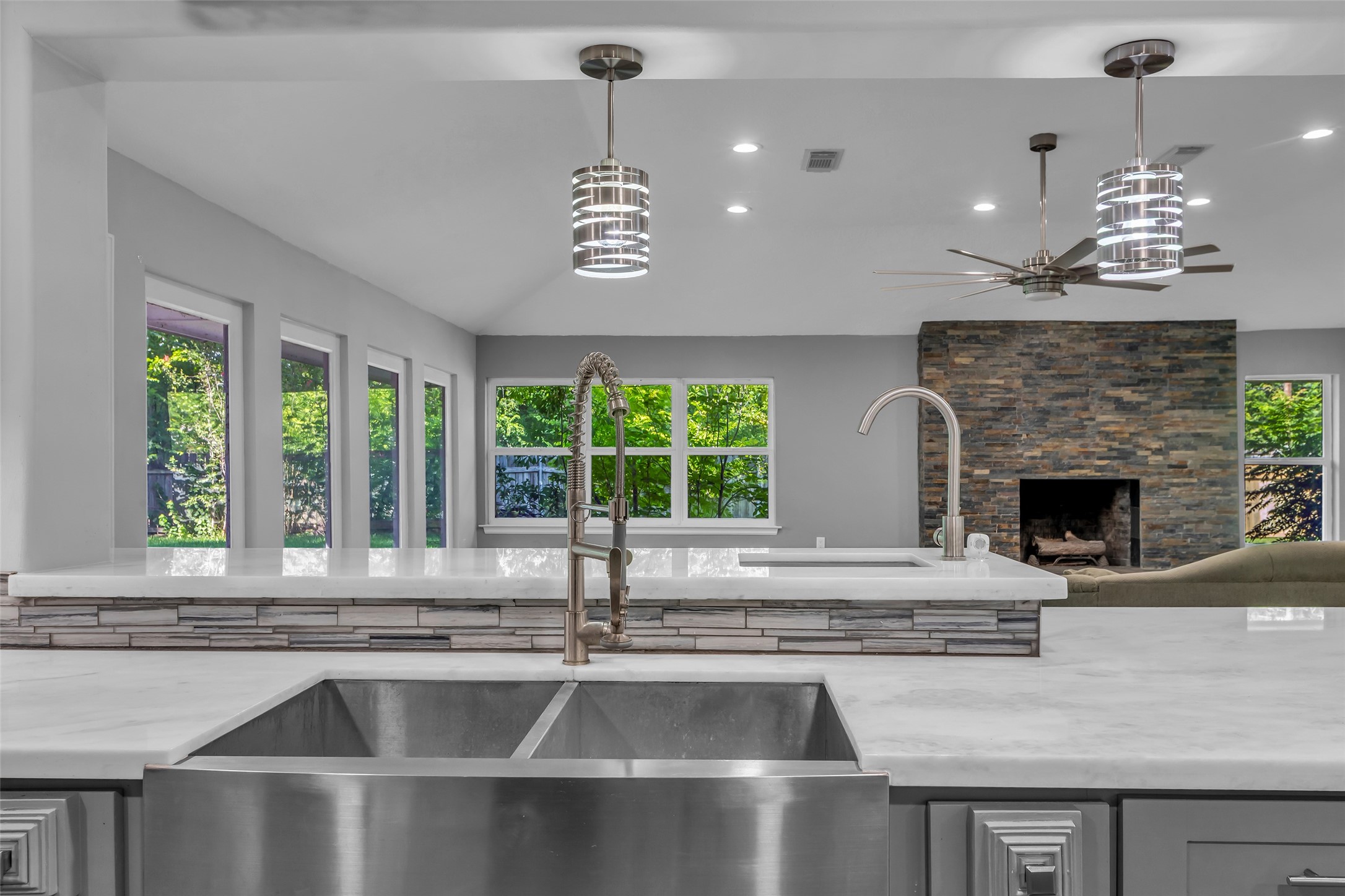 8902 Theysen Drive Property Photo 12