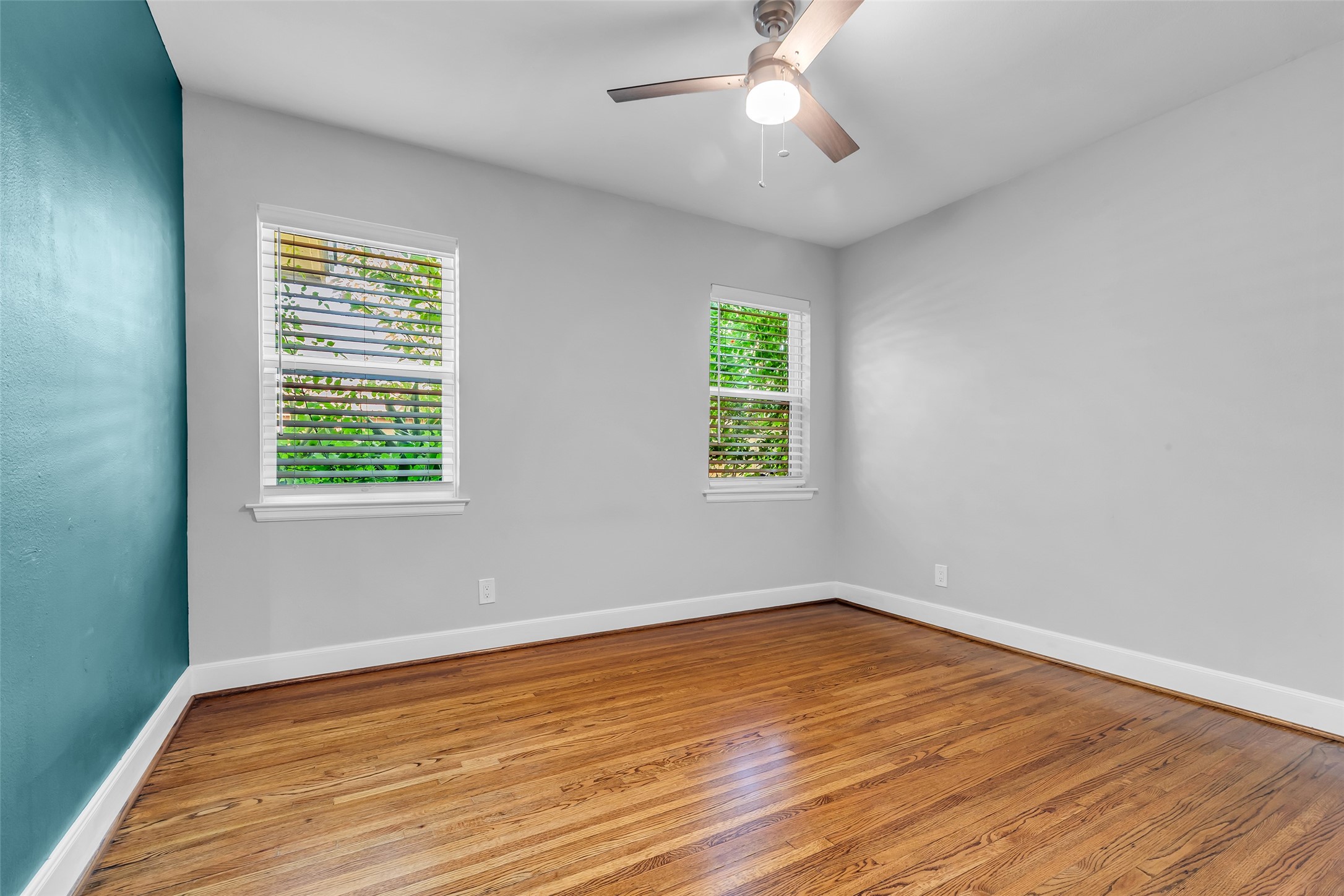 8902 Theysen Drive Property Photo 24