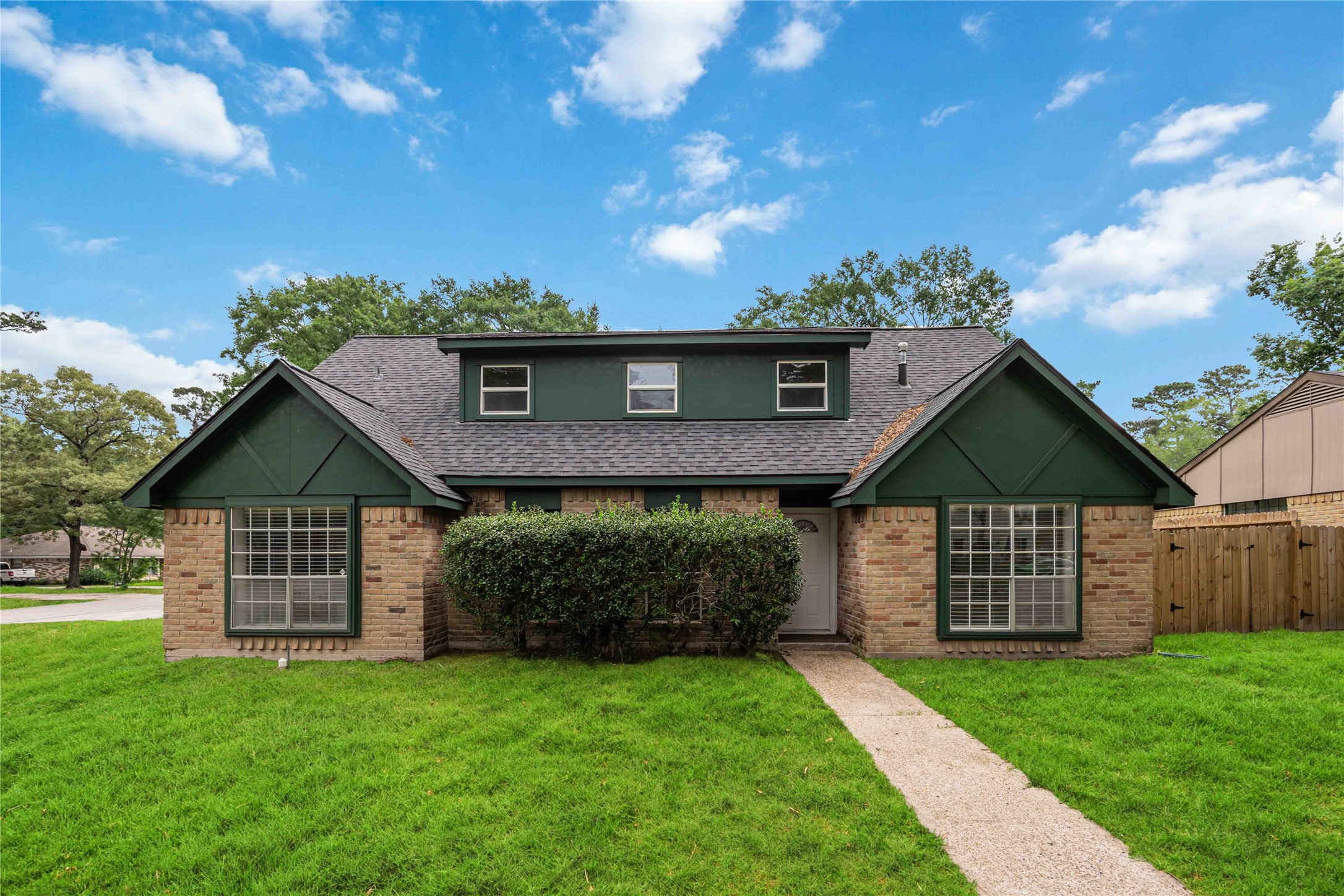203 Wedgewood Court Property Photo 1