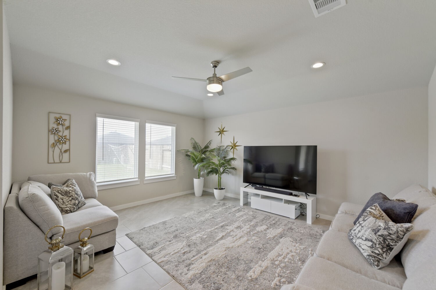 29411 Paytons Park Court Property Photo 5