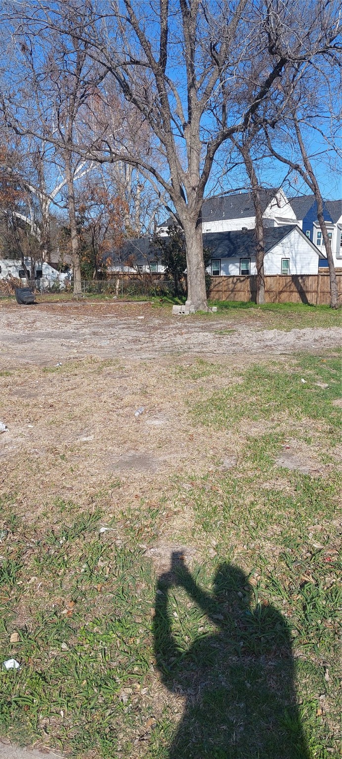 8506 North Main Street Property Photo 5