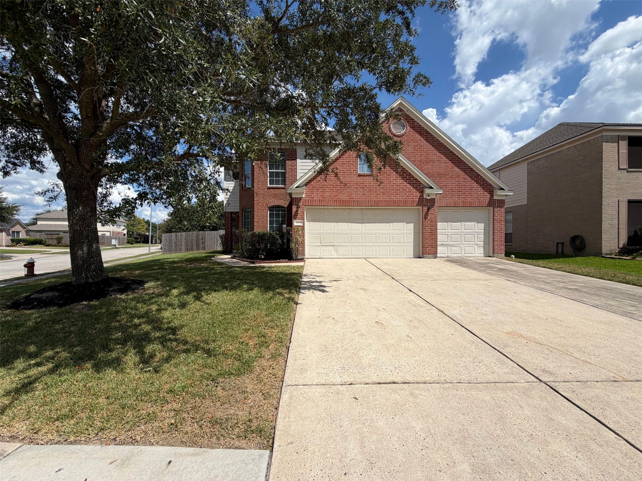 20610 Wren Hollow Way Property Photo 1