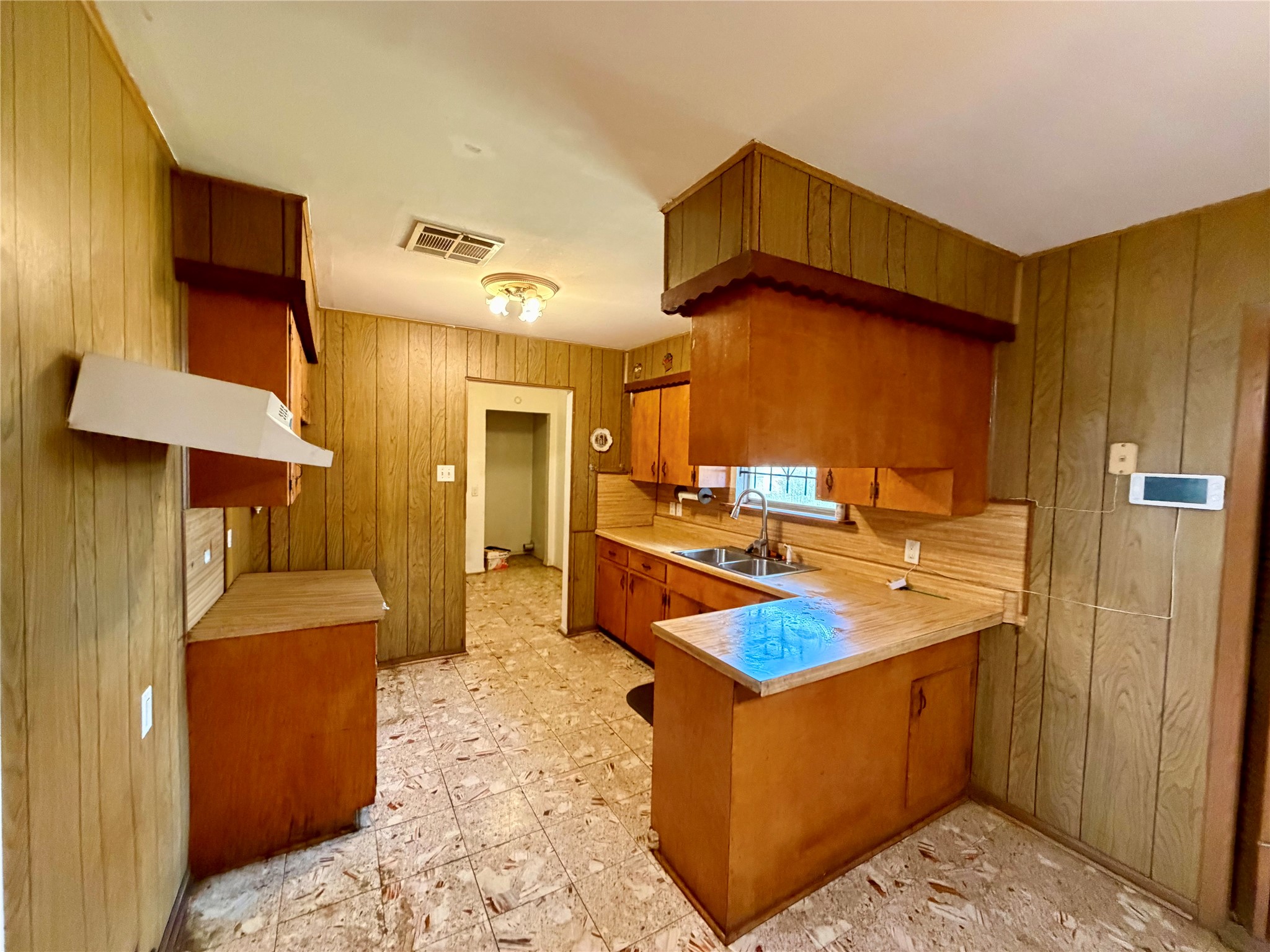 7721 Caddo Road Property Photo 5