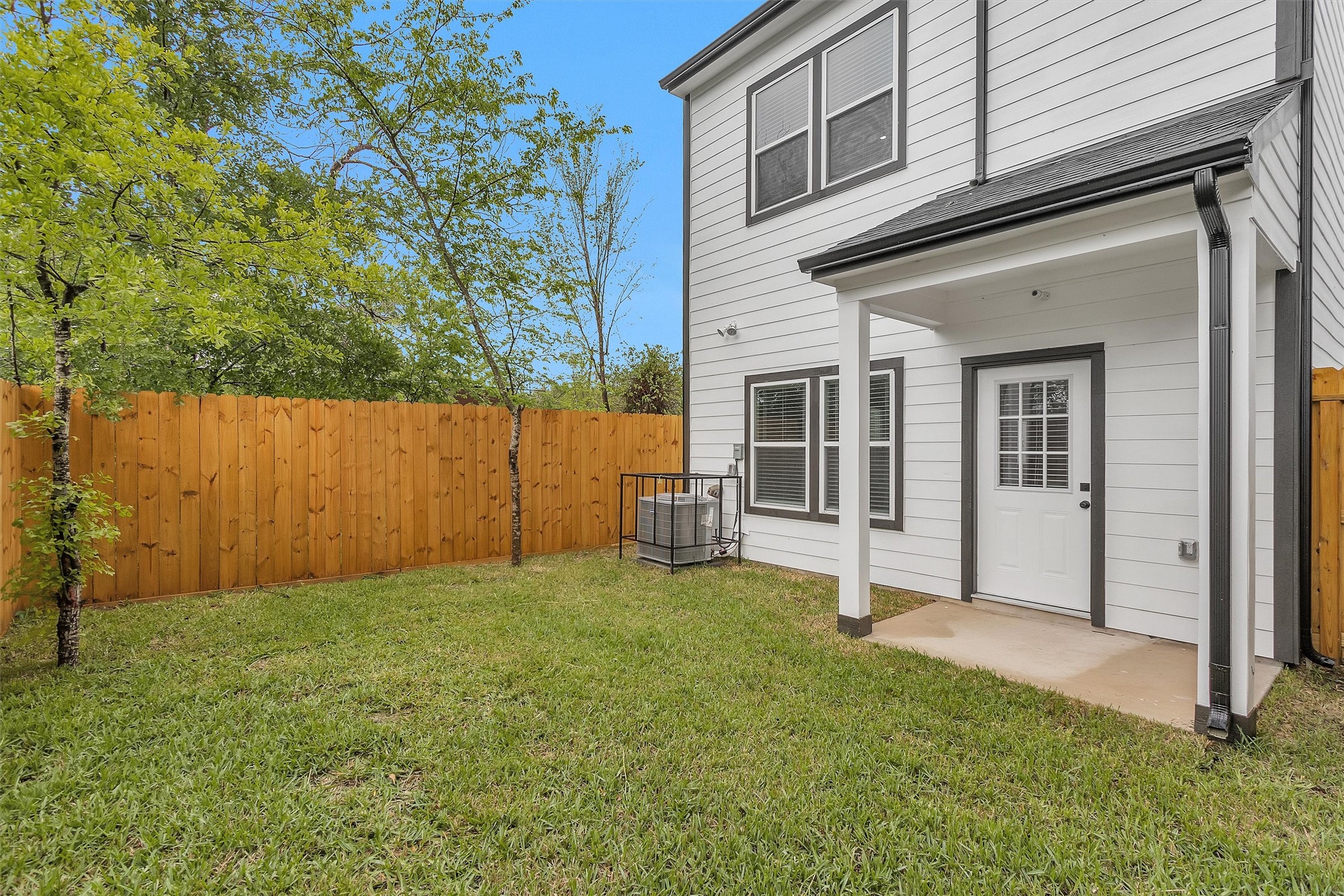6918 Dumble Street A Property Photo 5