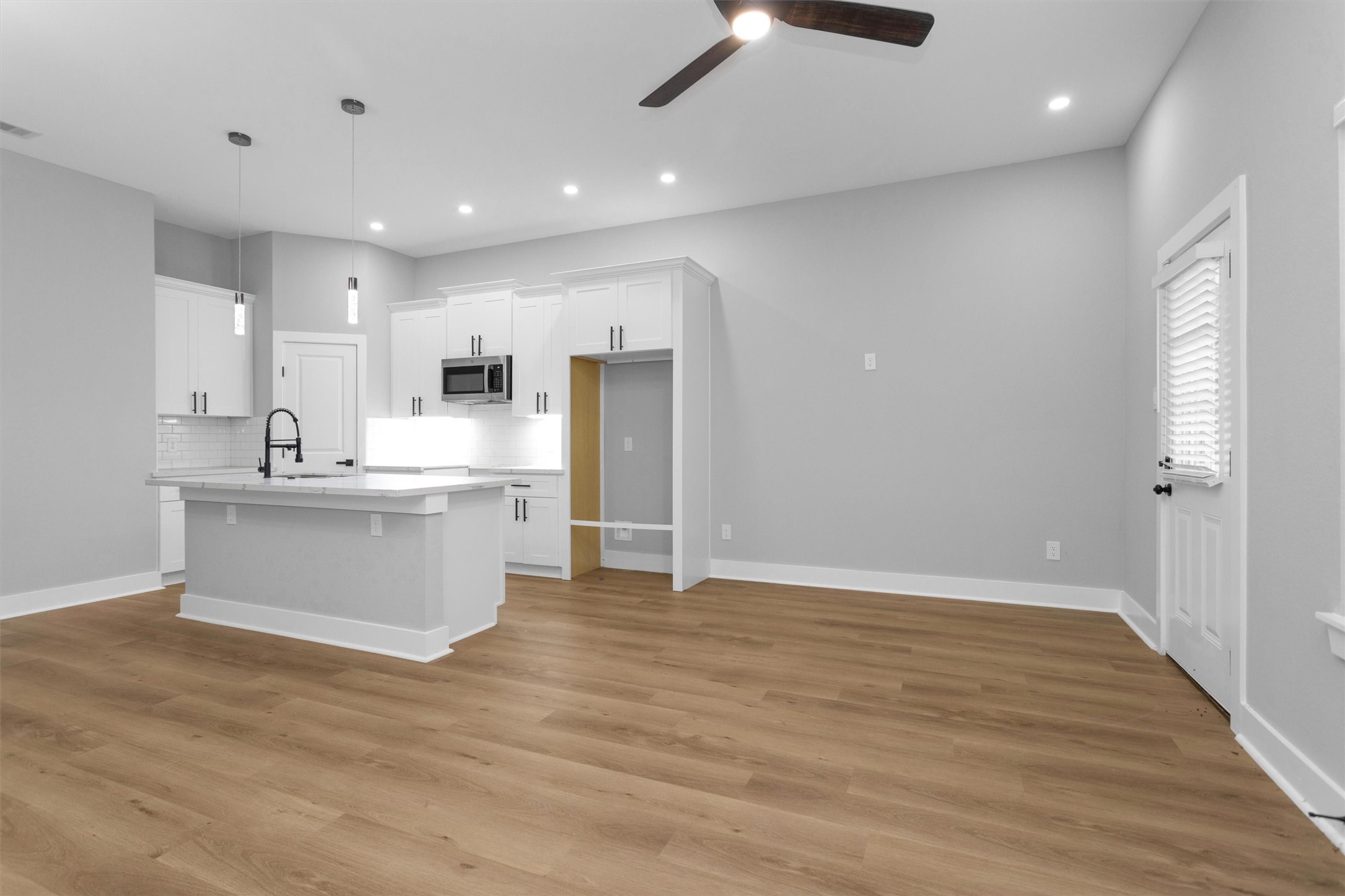 6918 Dumble Street A Property Photo 13