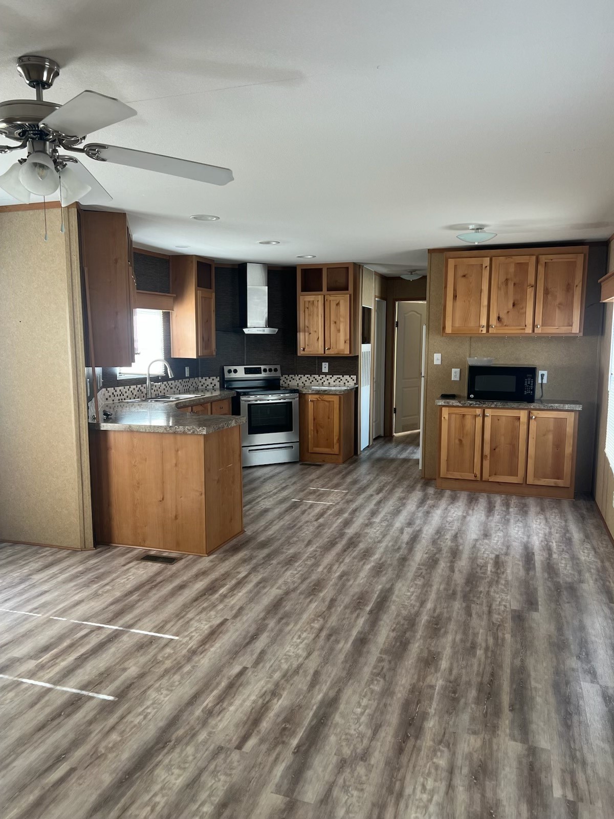 1412 Austin Street Property Photo 8