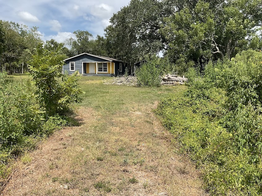 2832 County Road 310 Property Photo 1