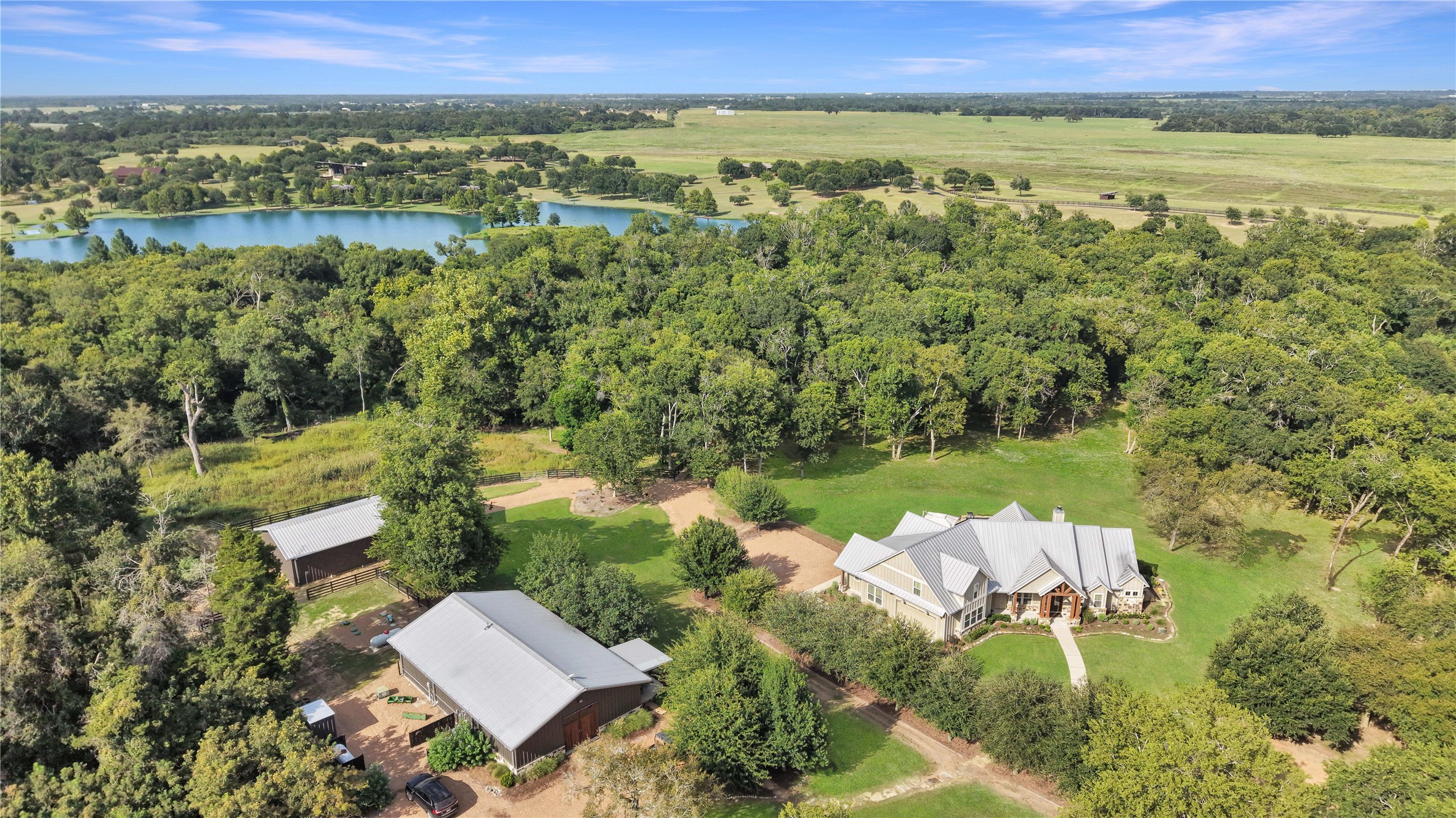 39577 Mesquite Property Photo 4