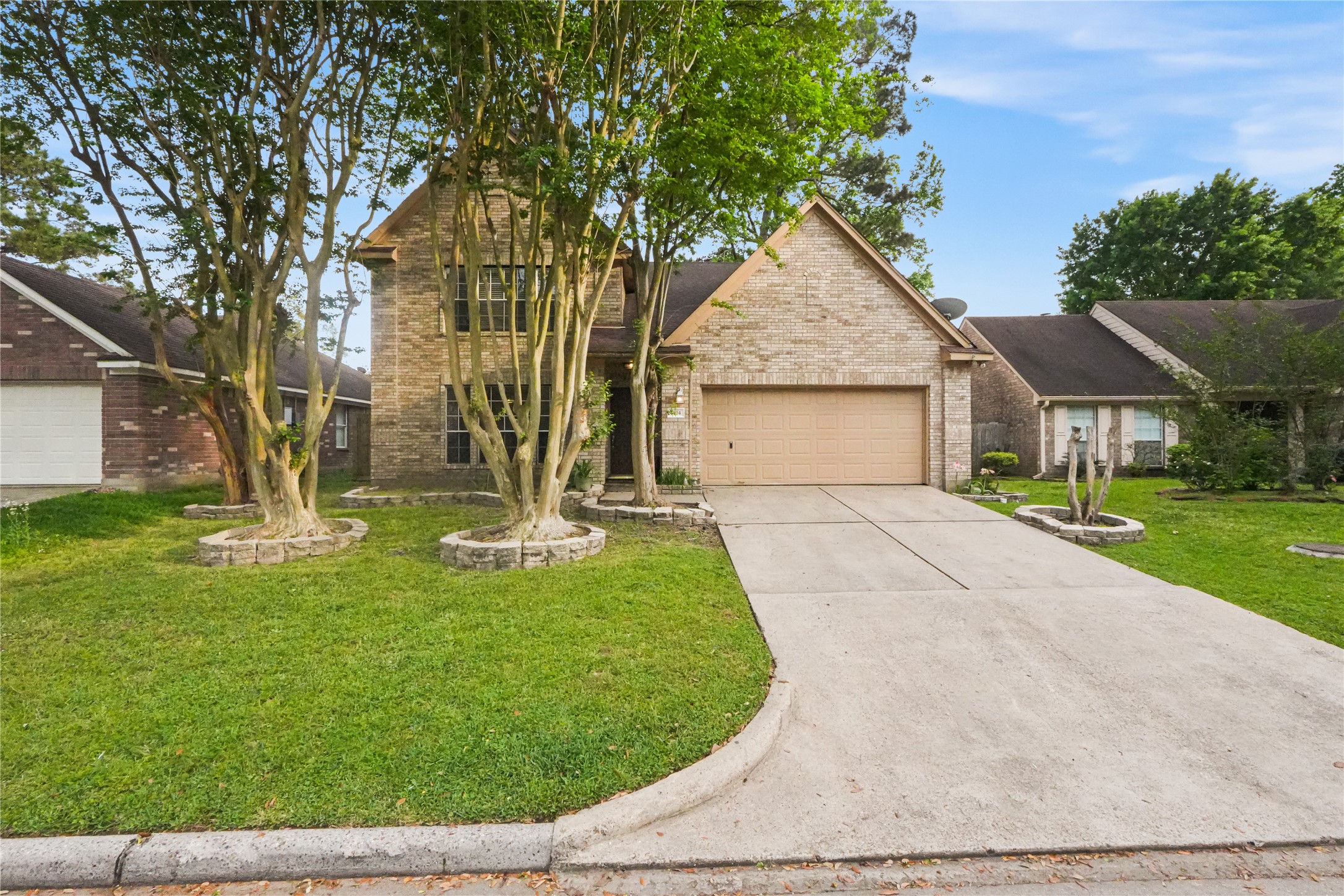 5824 Forest Timbers Drive Property Photo 1