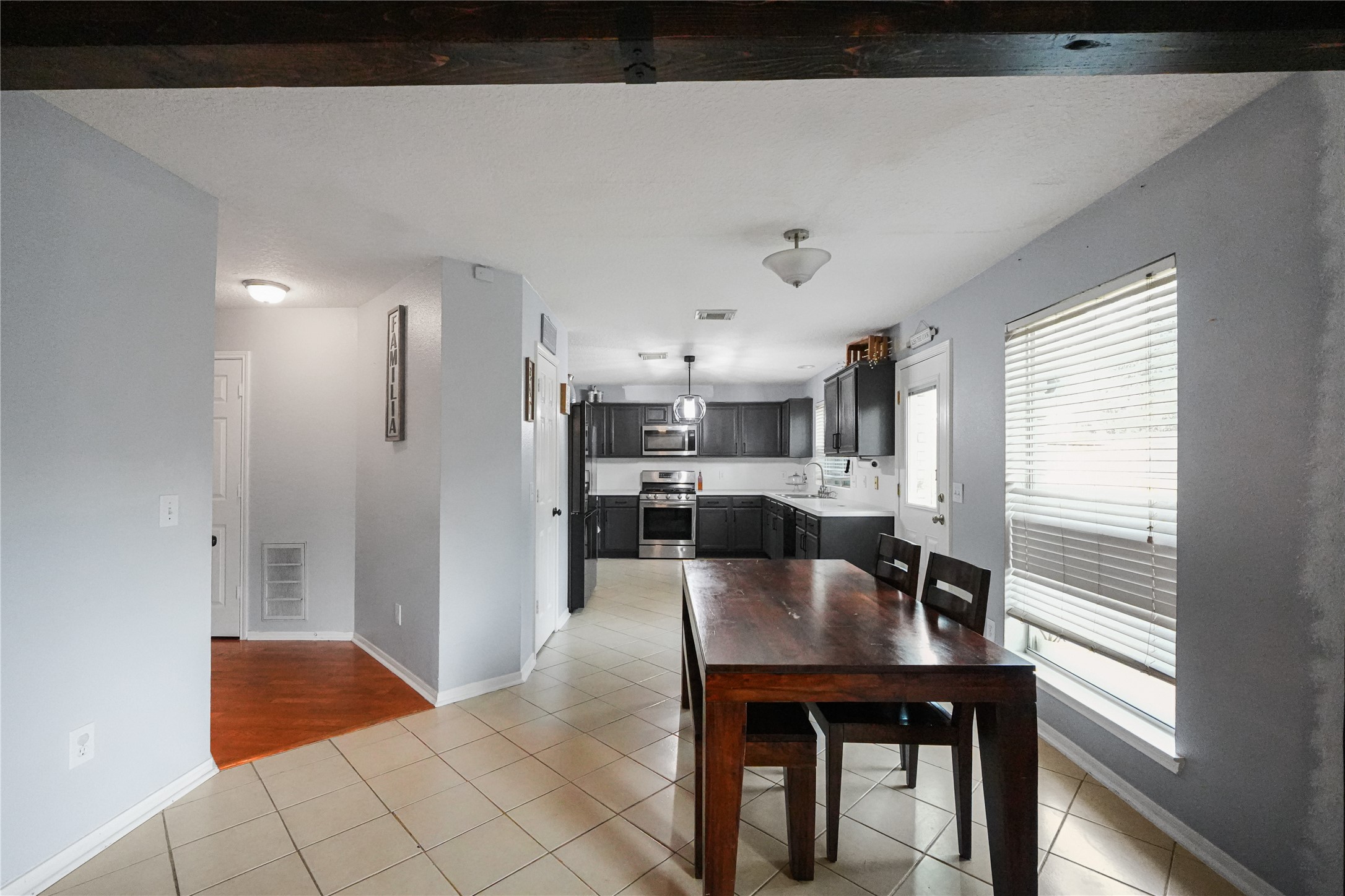 5824 Forest Timbers Drive Property Photo 7