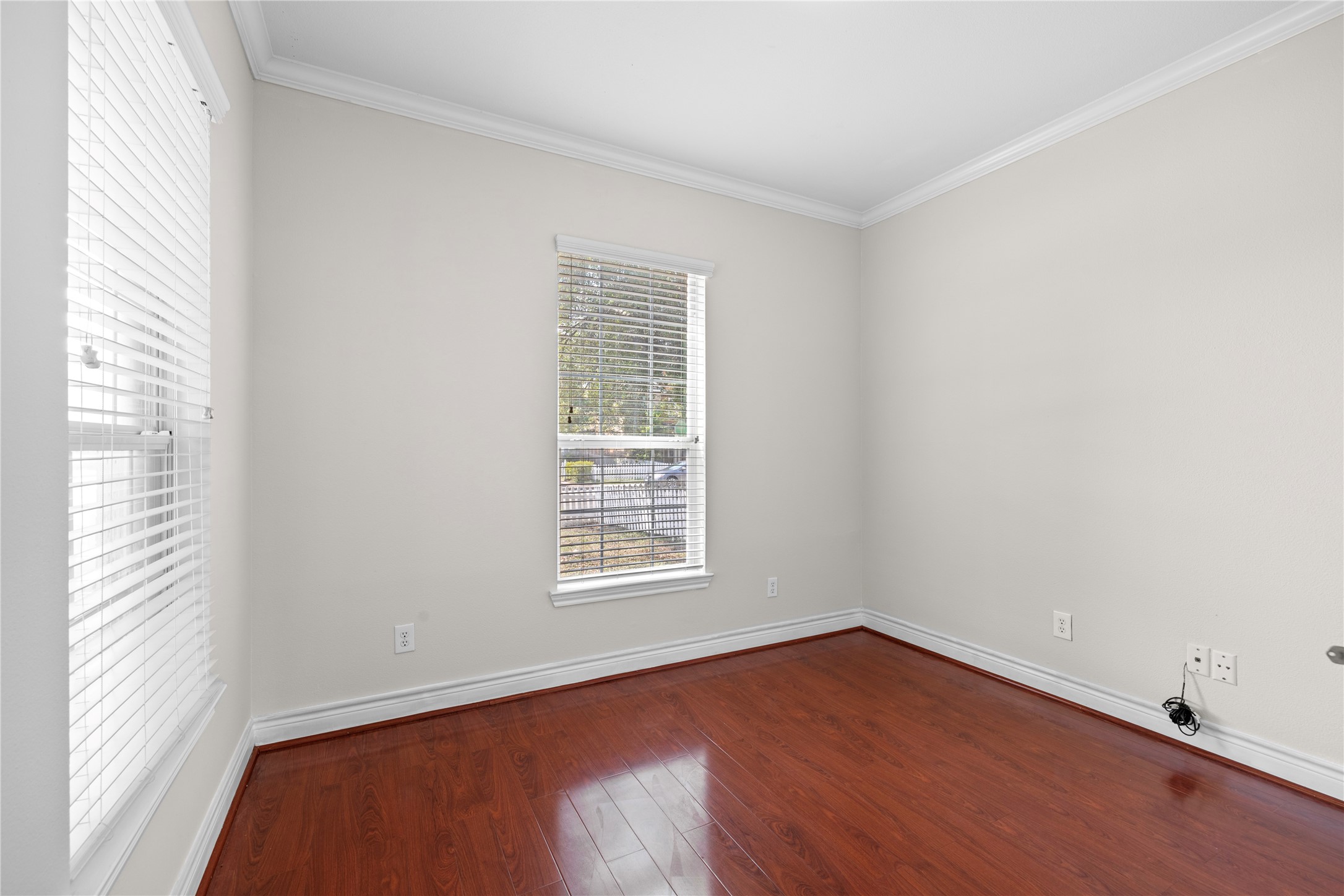 7143 Sun Village Drive Property Photo 7