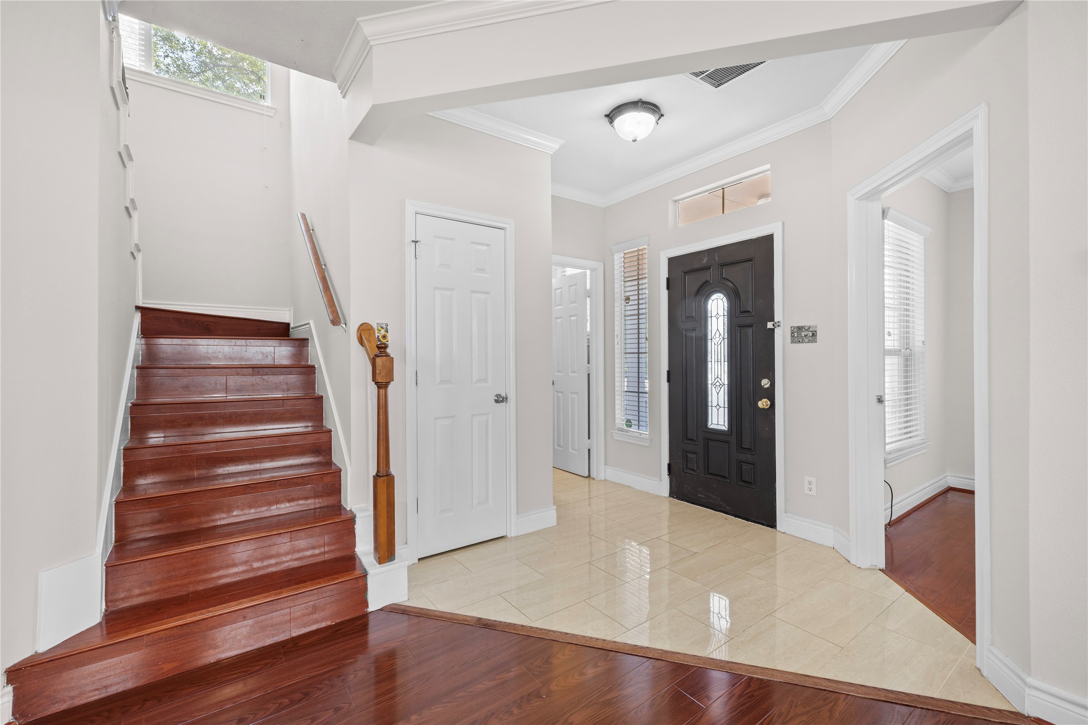 7143 Sun Village Drive Property Photo 12