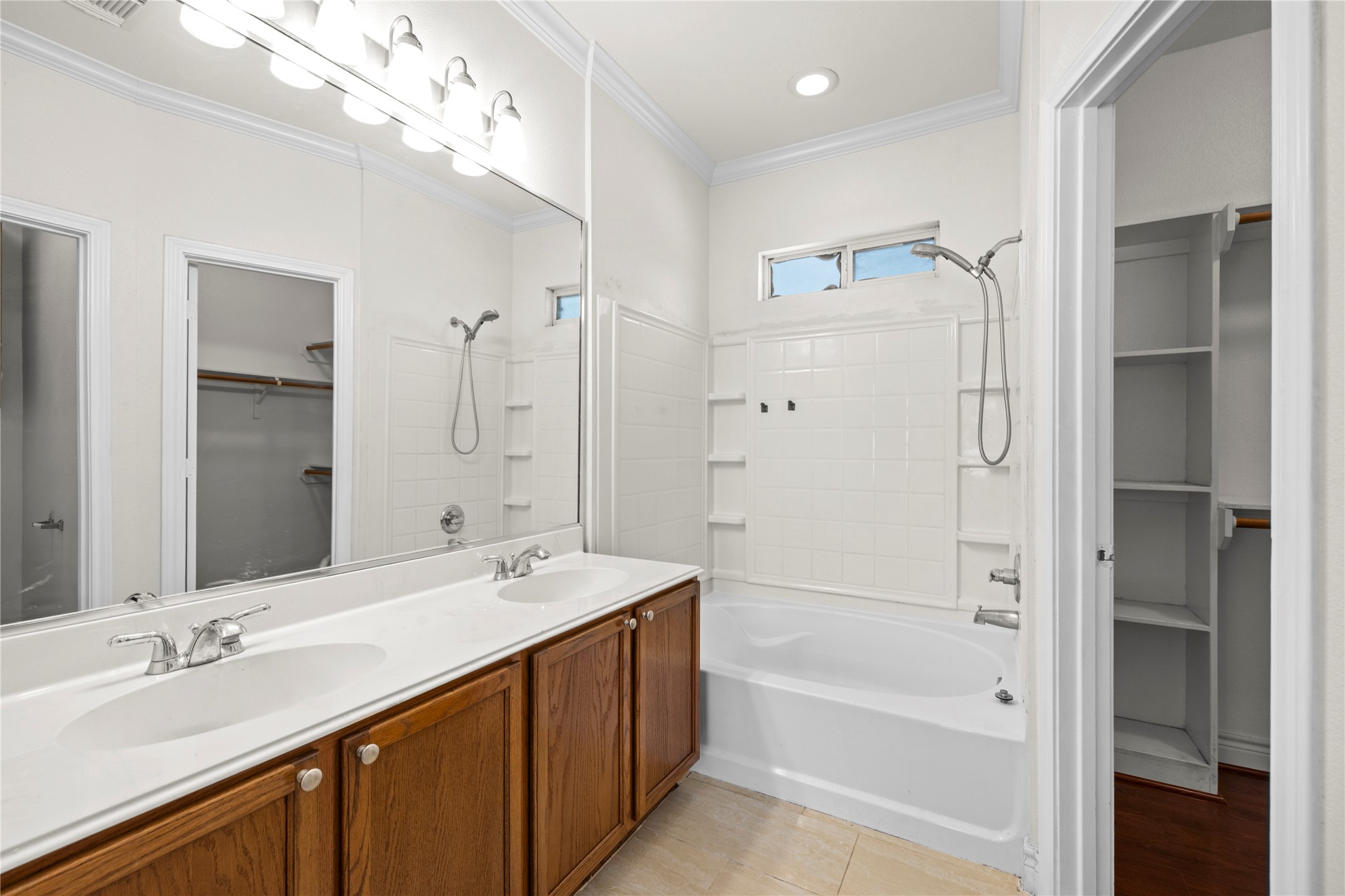 7143 Sun Village Drive Property Photo 21