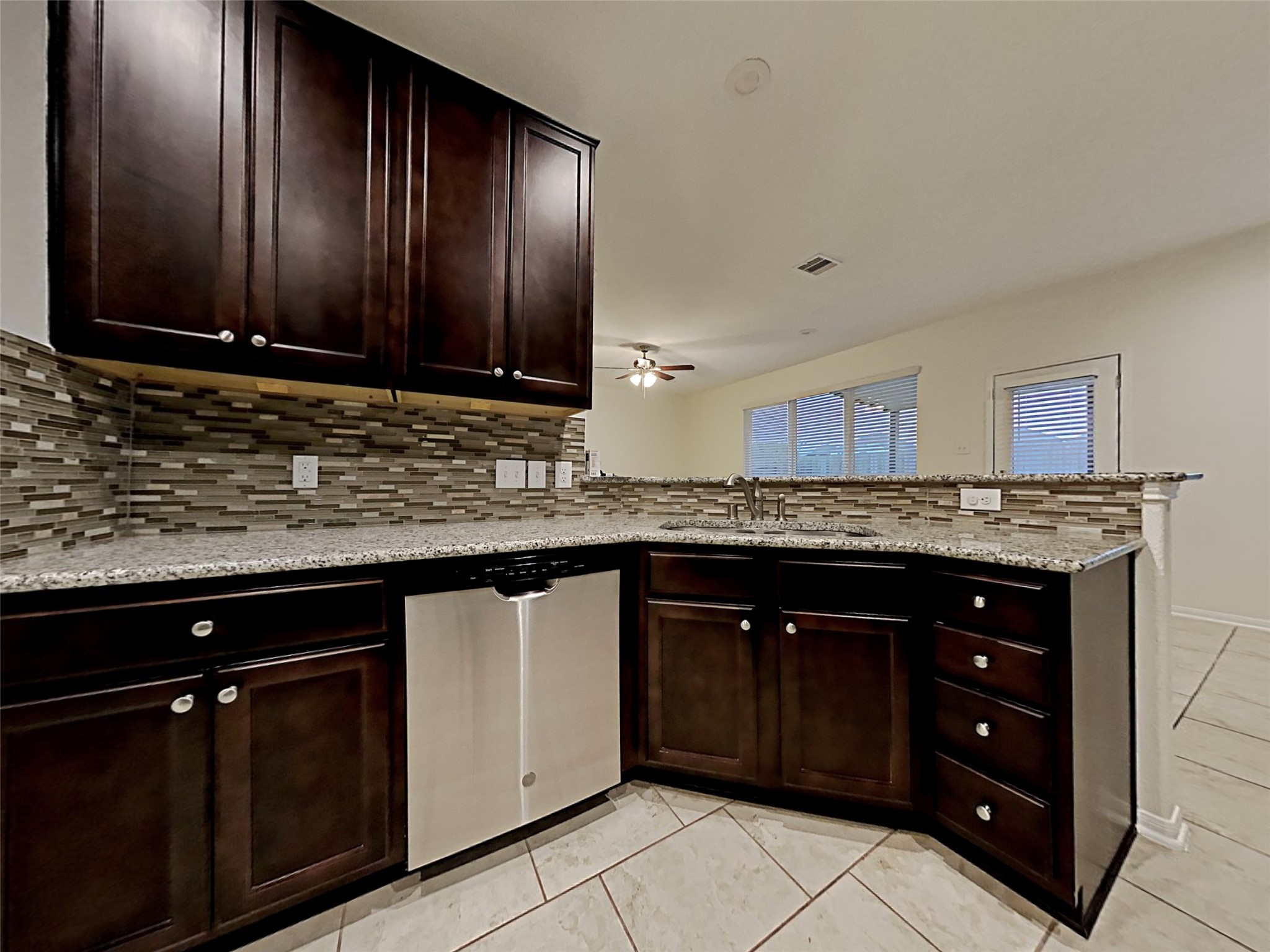 16706 E Whimbrel Circle Property Photo 3