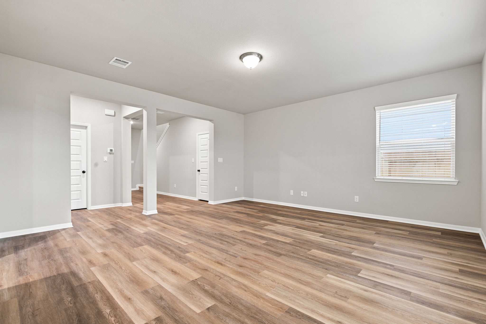 18518 Karlynn Street Property Photo 8