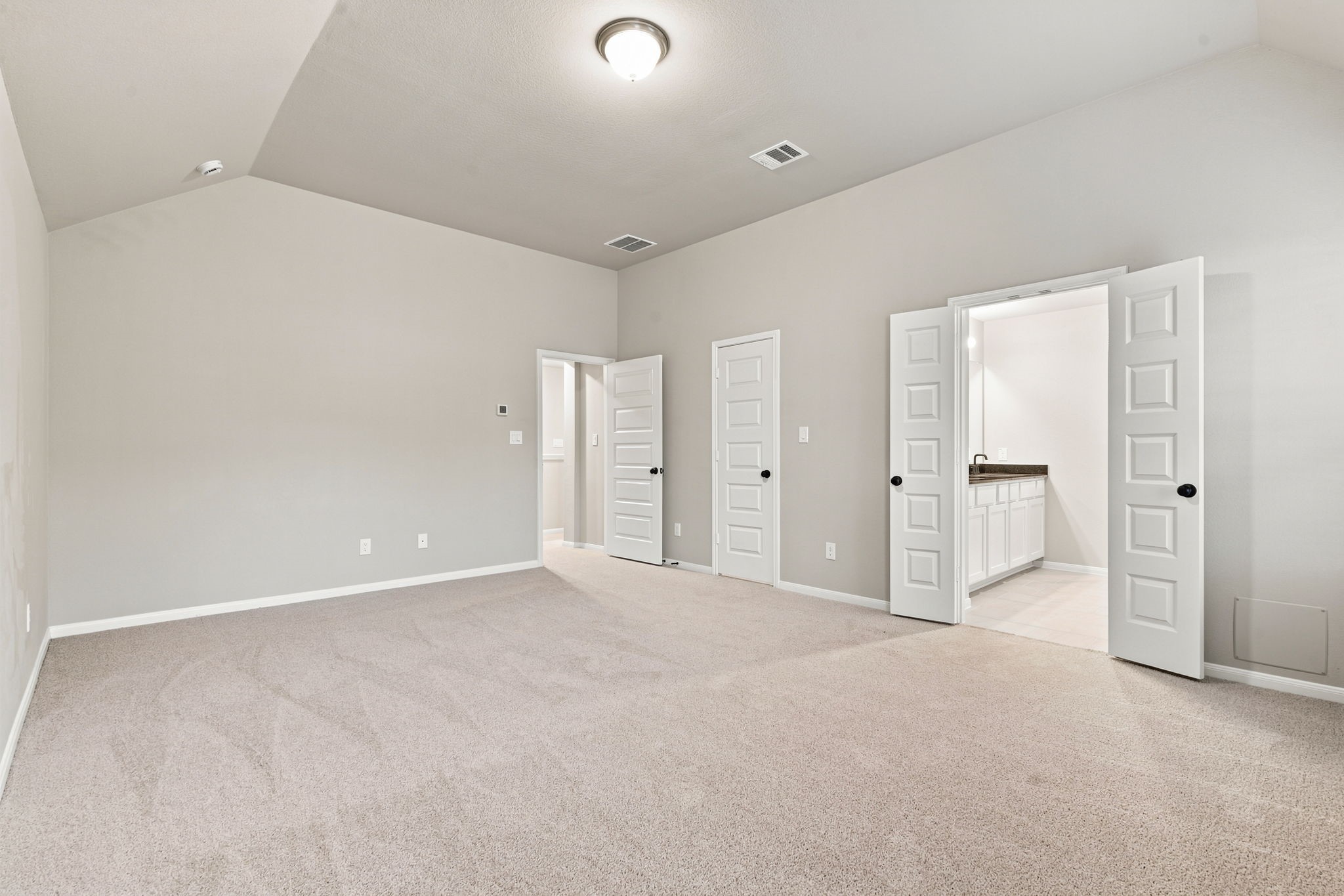 18518 Karlynn Street Property Photo 19