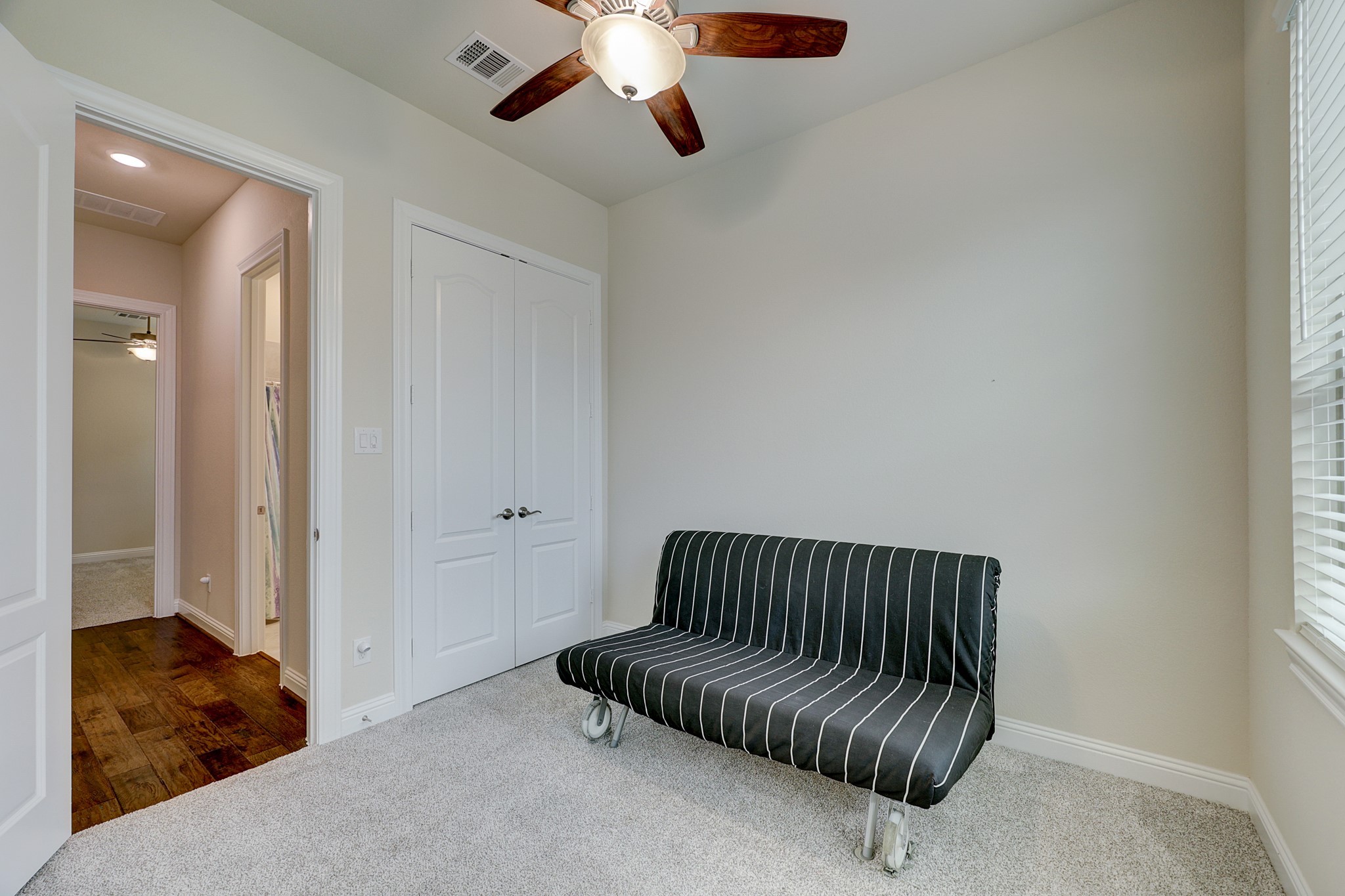 8711 Crossing Oak Lane Property Photo 21