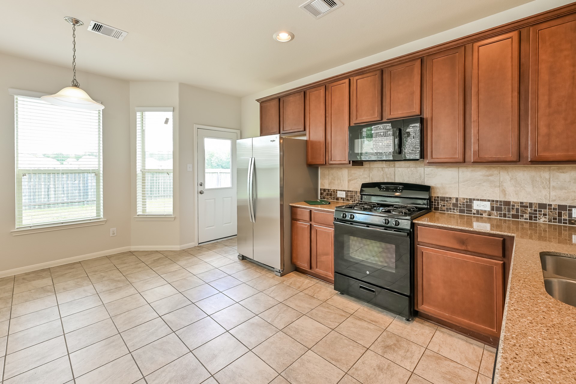 30114 E Sapling Oaks Place Property Photo 3