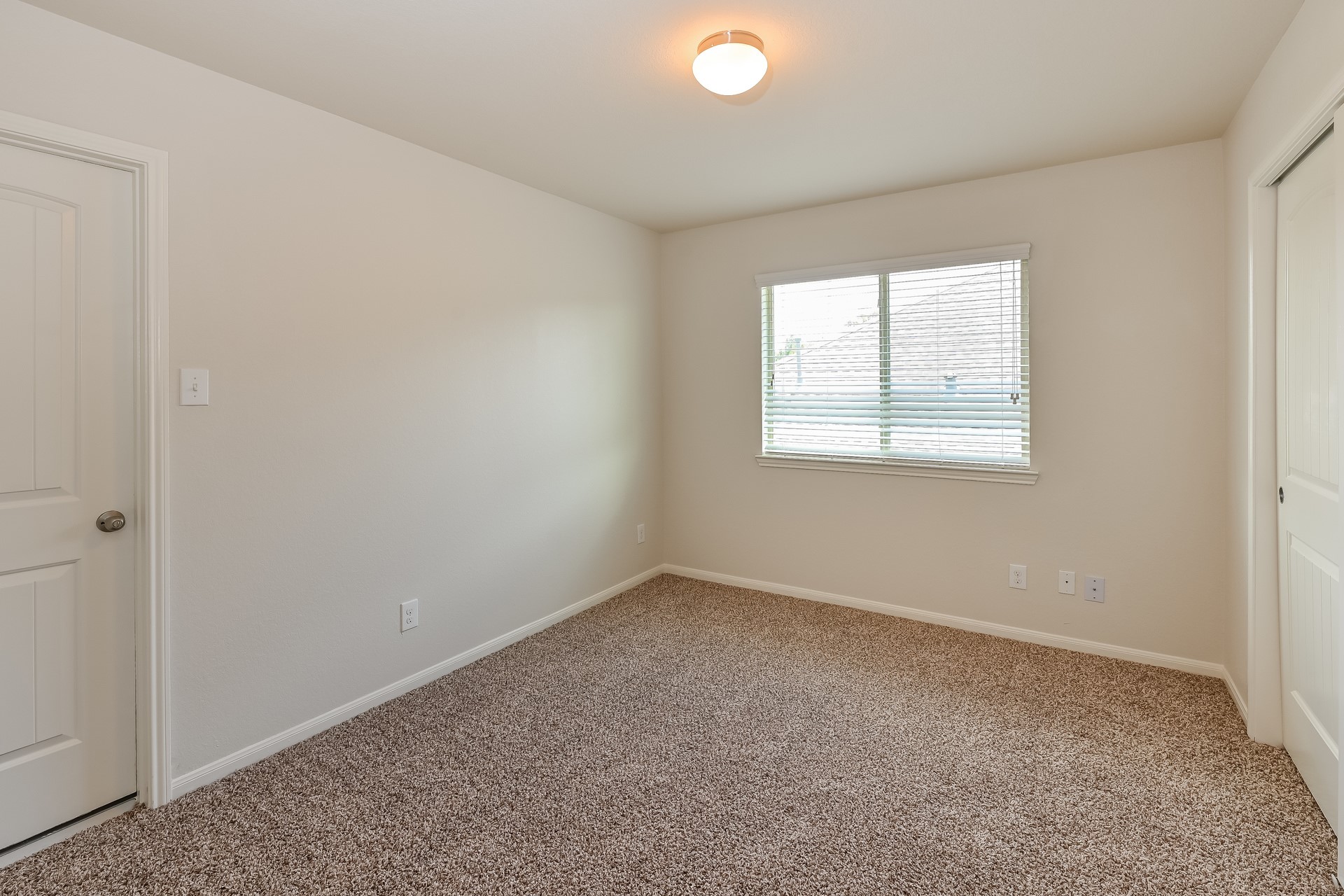 30114 E Sapling Oaks Place Property Photo 11