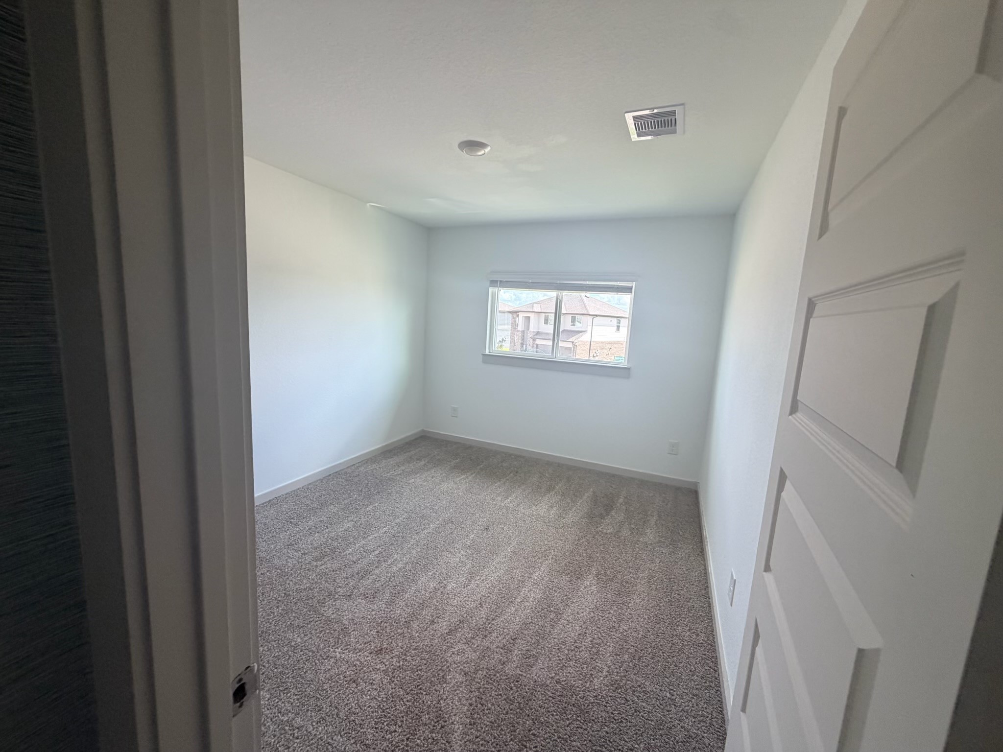 18927 Allendale Forest Drive Property Photo 3
