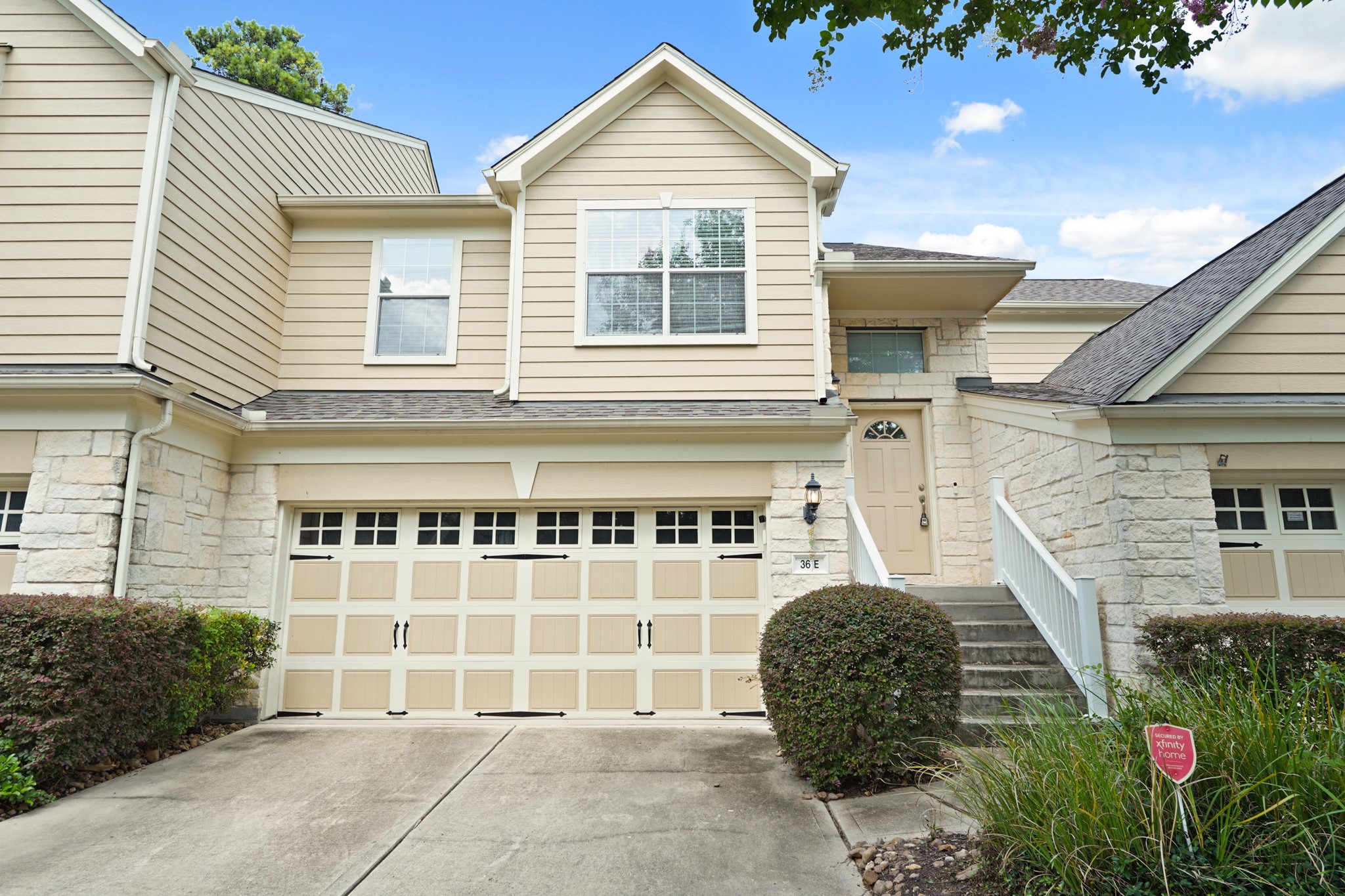 13600 Breton Ridge Street 36E Property Photo 1