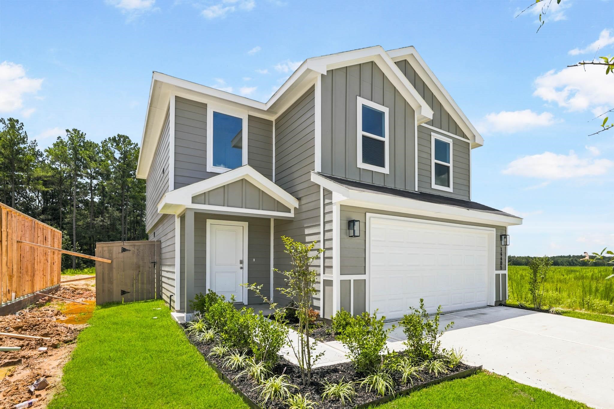 14405 Tawny Street Property Photo 2