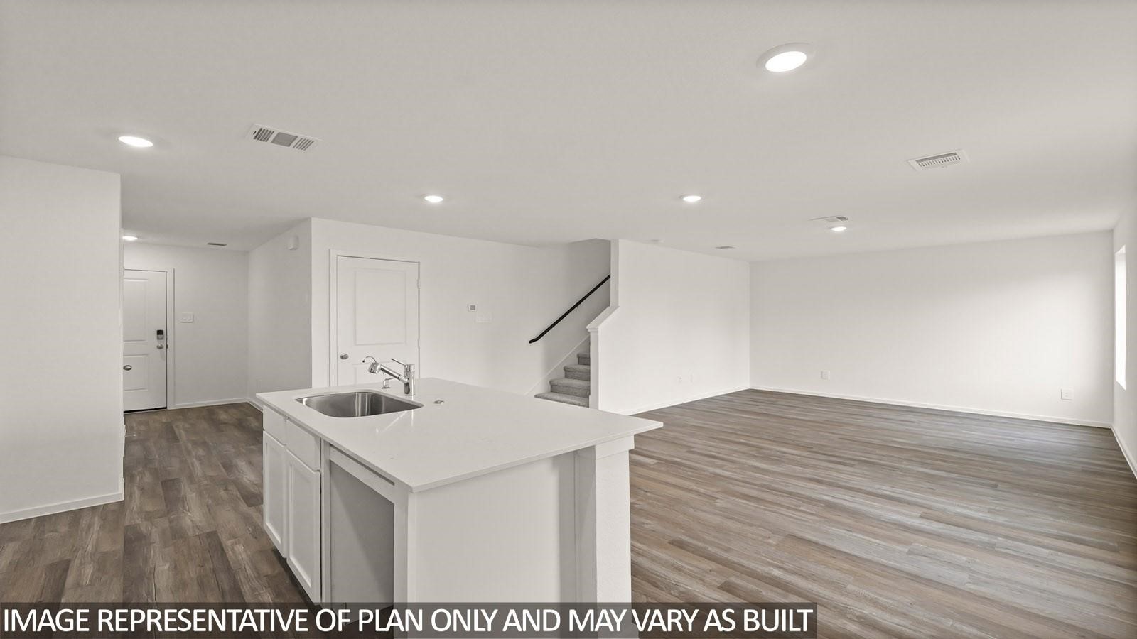 14405 Tawny Street Property Photo 6