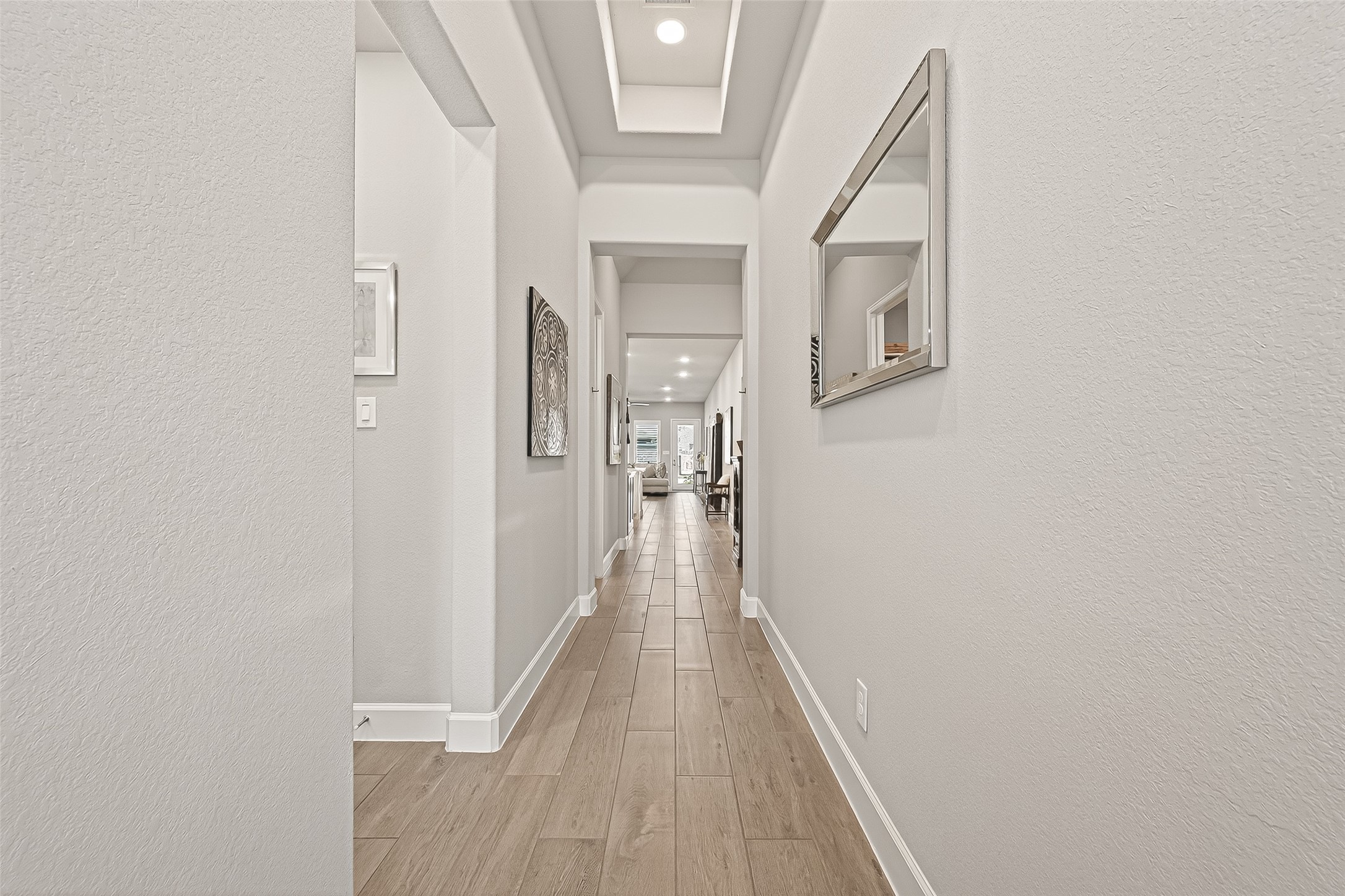 8922 Flounder Ridge Drive Property Photo 5