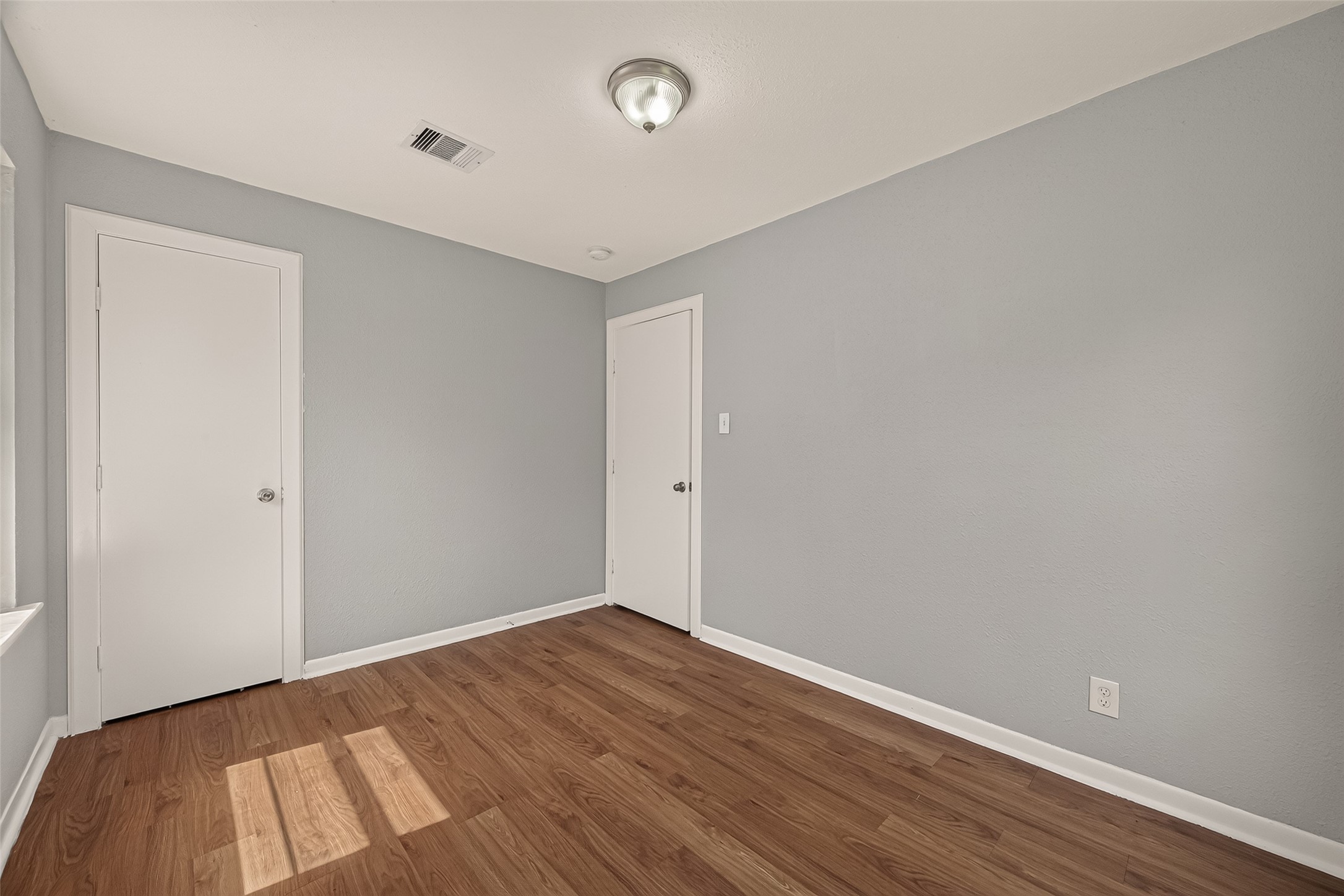 10601 Ambursen Street Property Photo 27