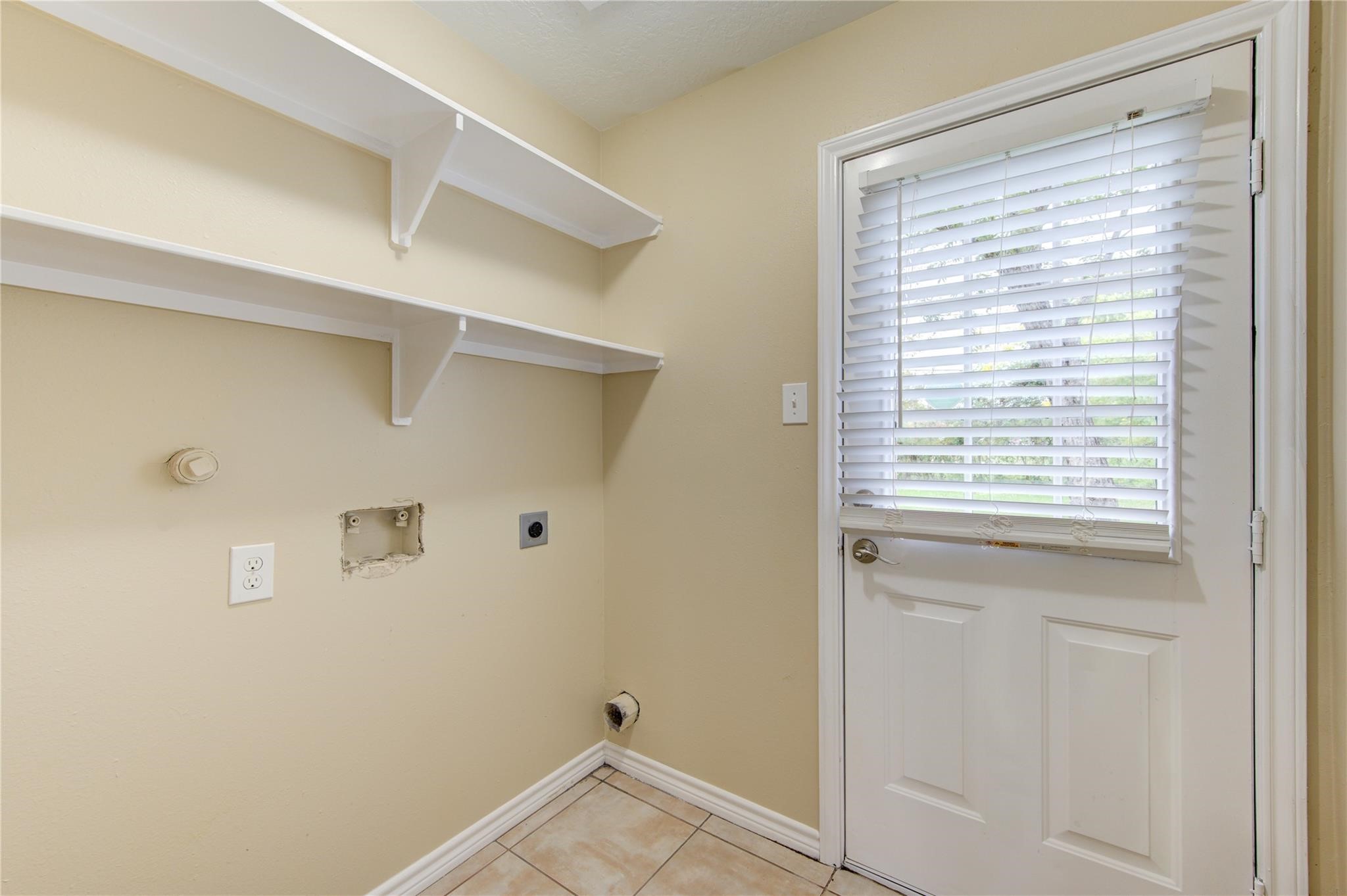 605 Center Street B Property Photo 18