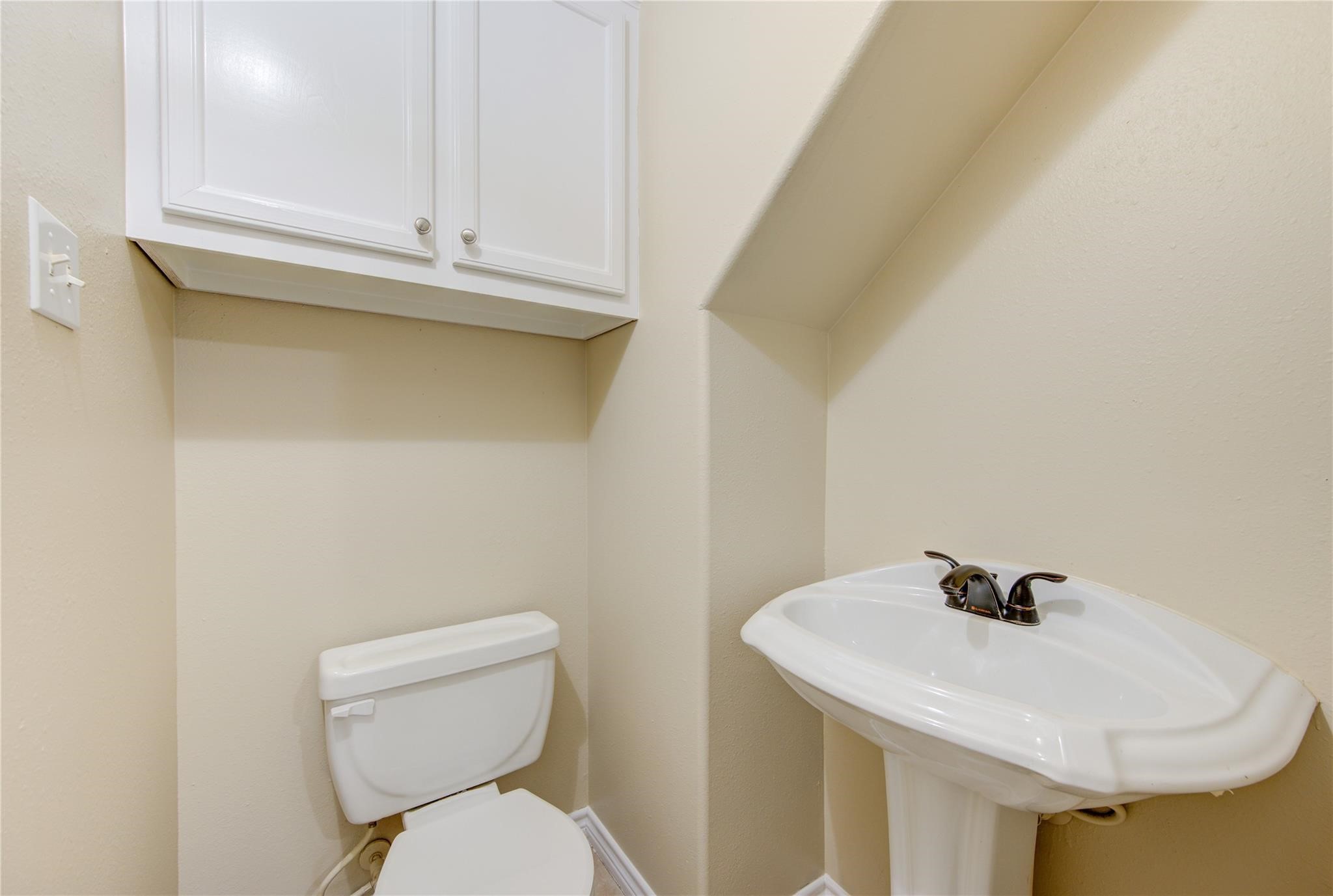 605 Center Street B Property Photo 19