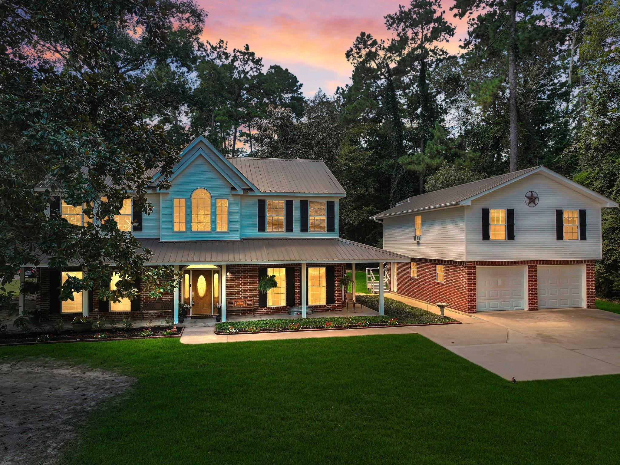 1000 Forsythia Drive Property Photo 2