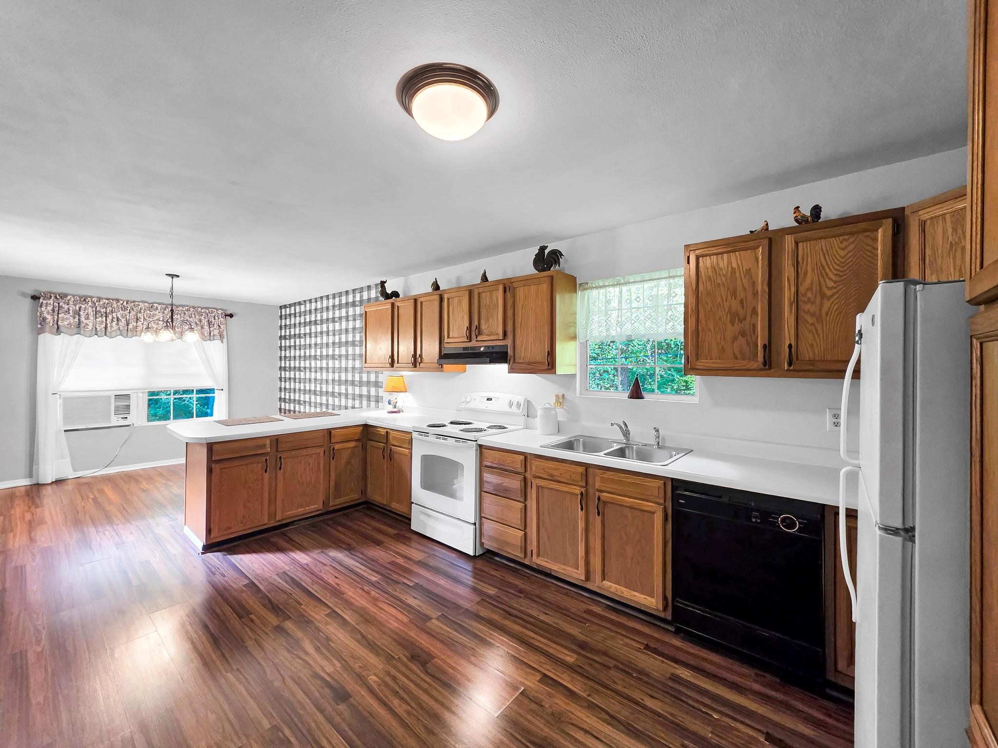 1000 Forsythia Drive Property Photo 41