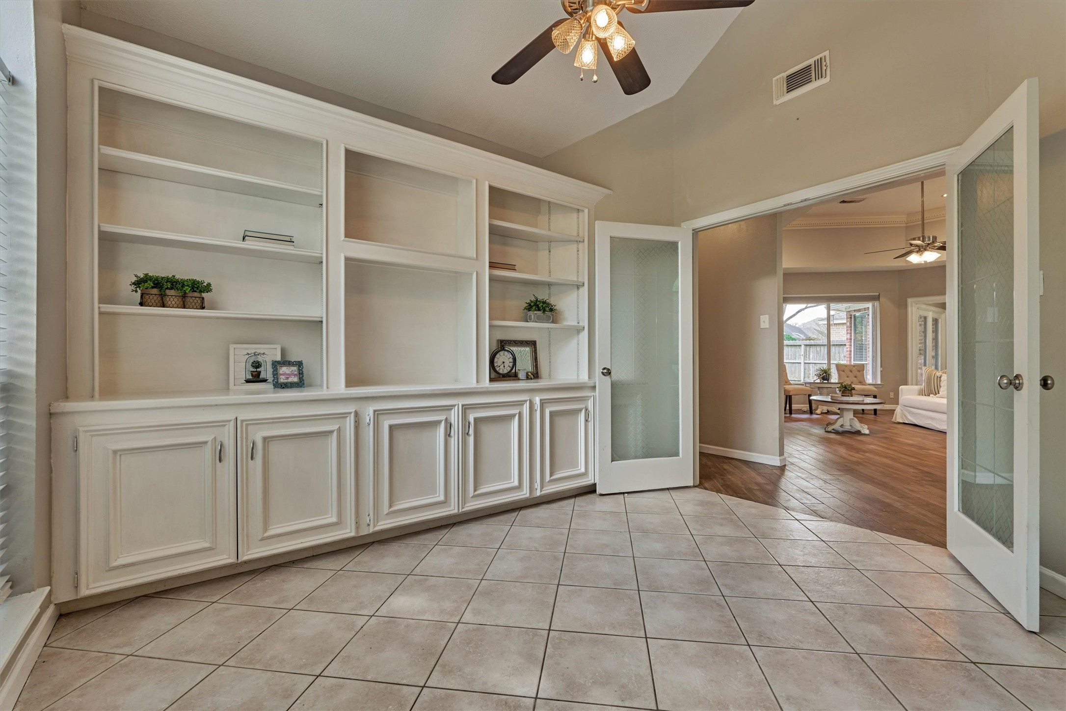11603 Vailrun Drive Property Photo 6