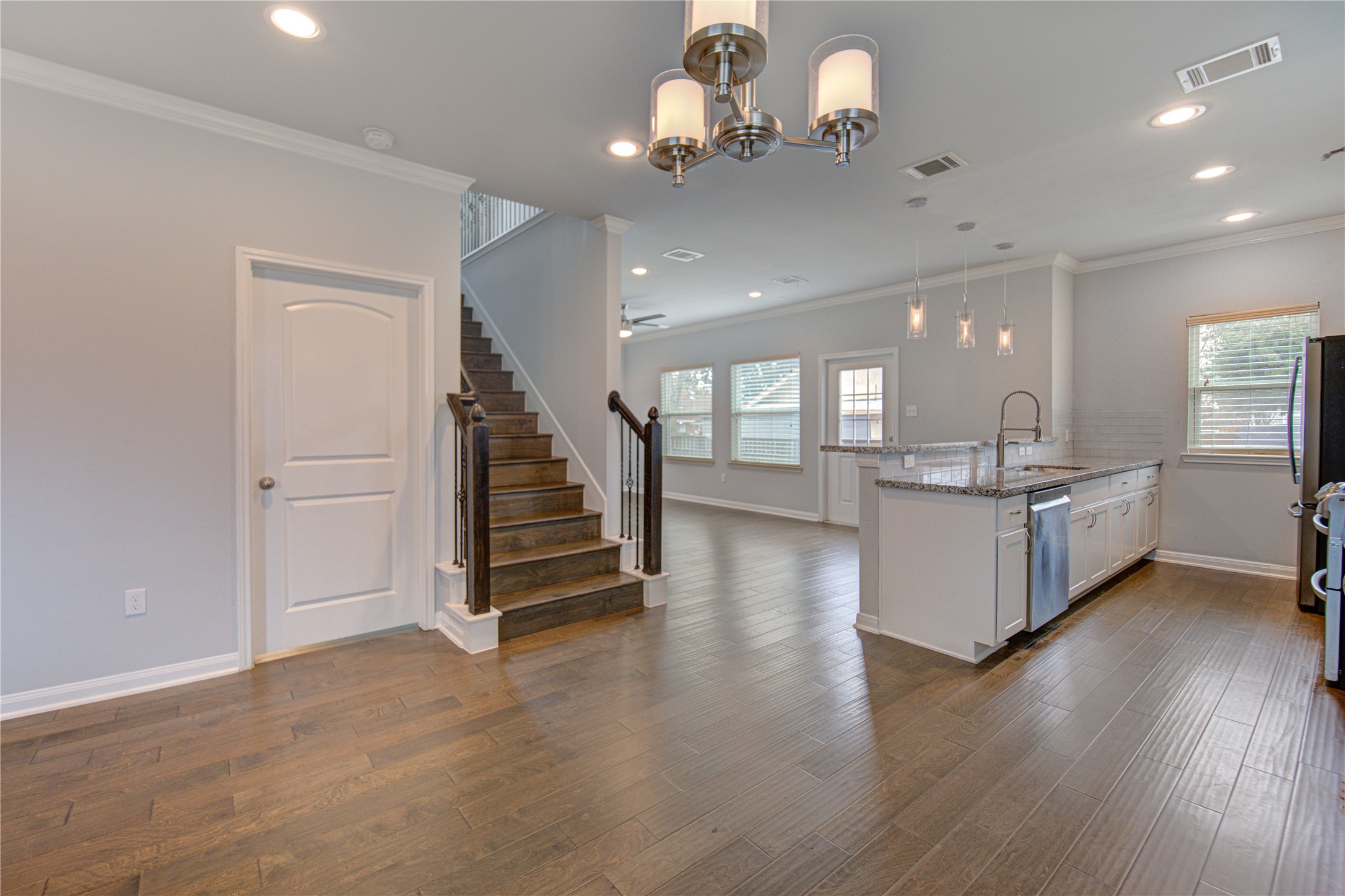 1115 Bunton Street Property Photo 6