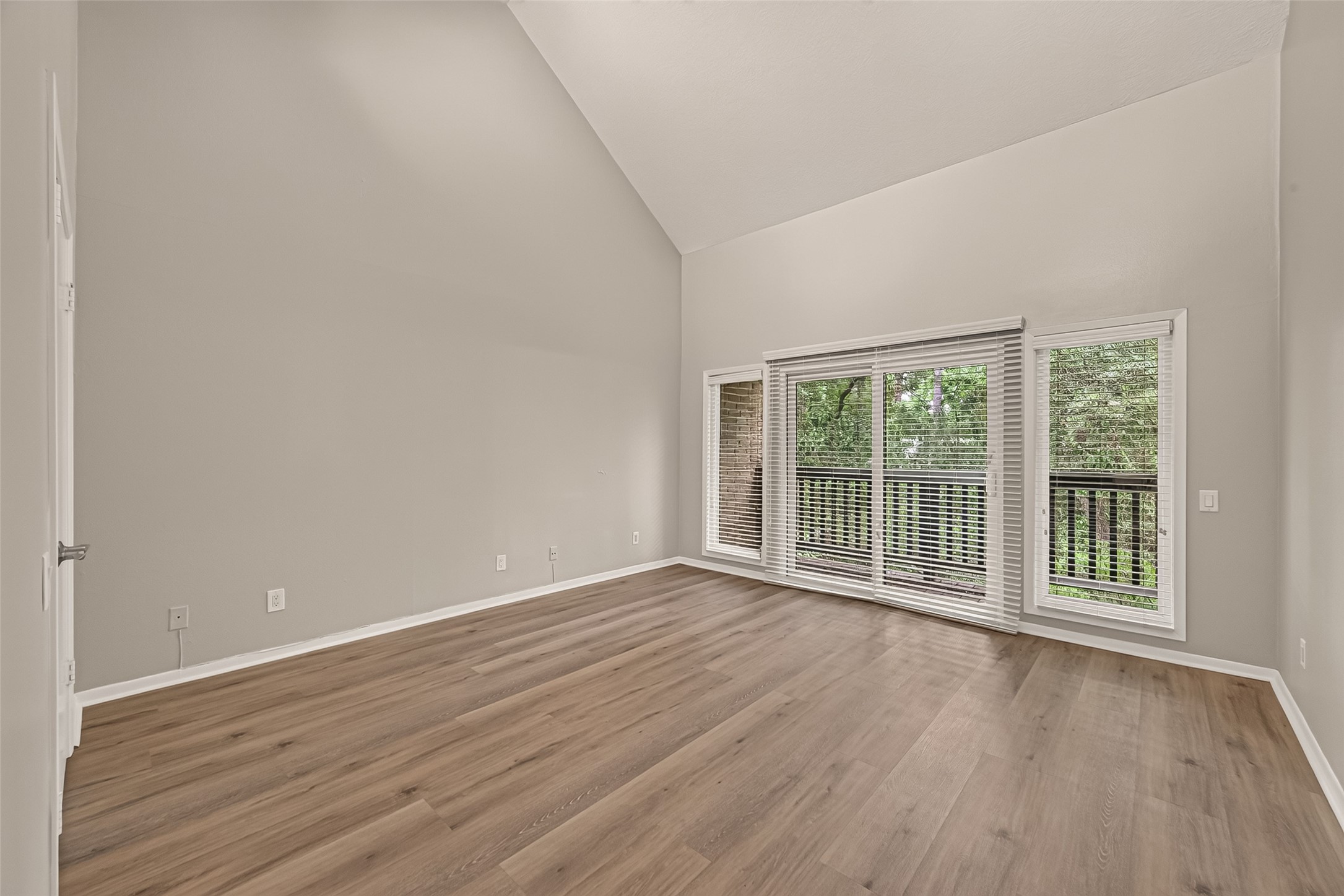 94 Sugarberry Circle Property Photo 35