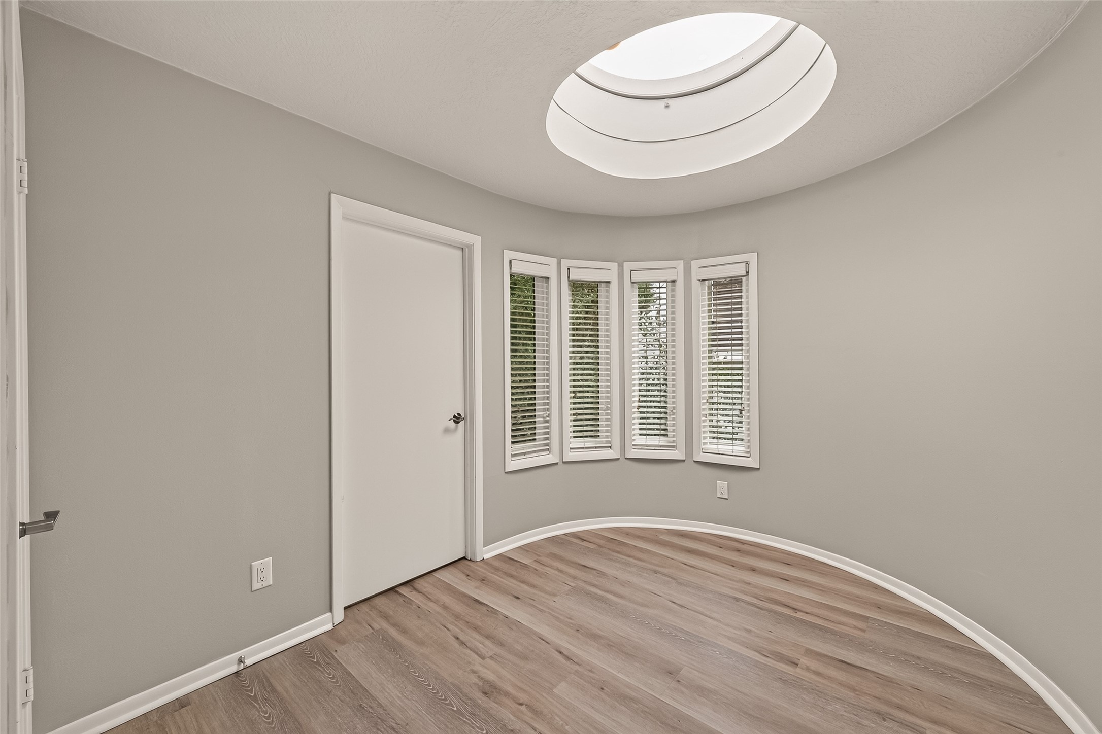 94 Sugarberry Circle Property Photo 36