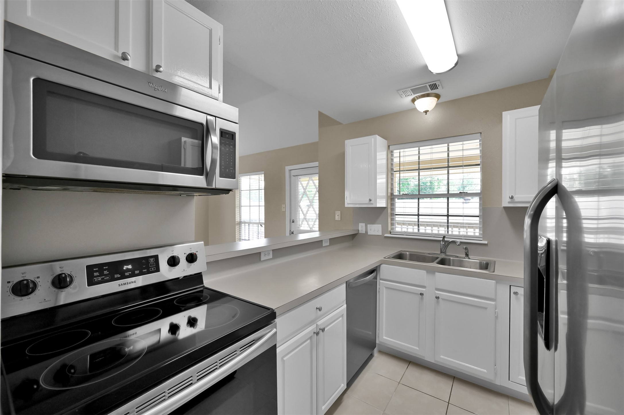 1141 Lovett Street Property Photo 11