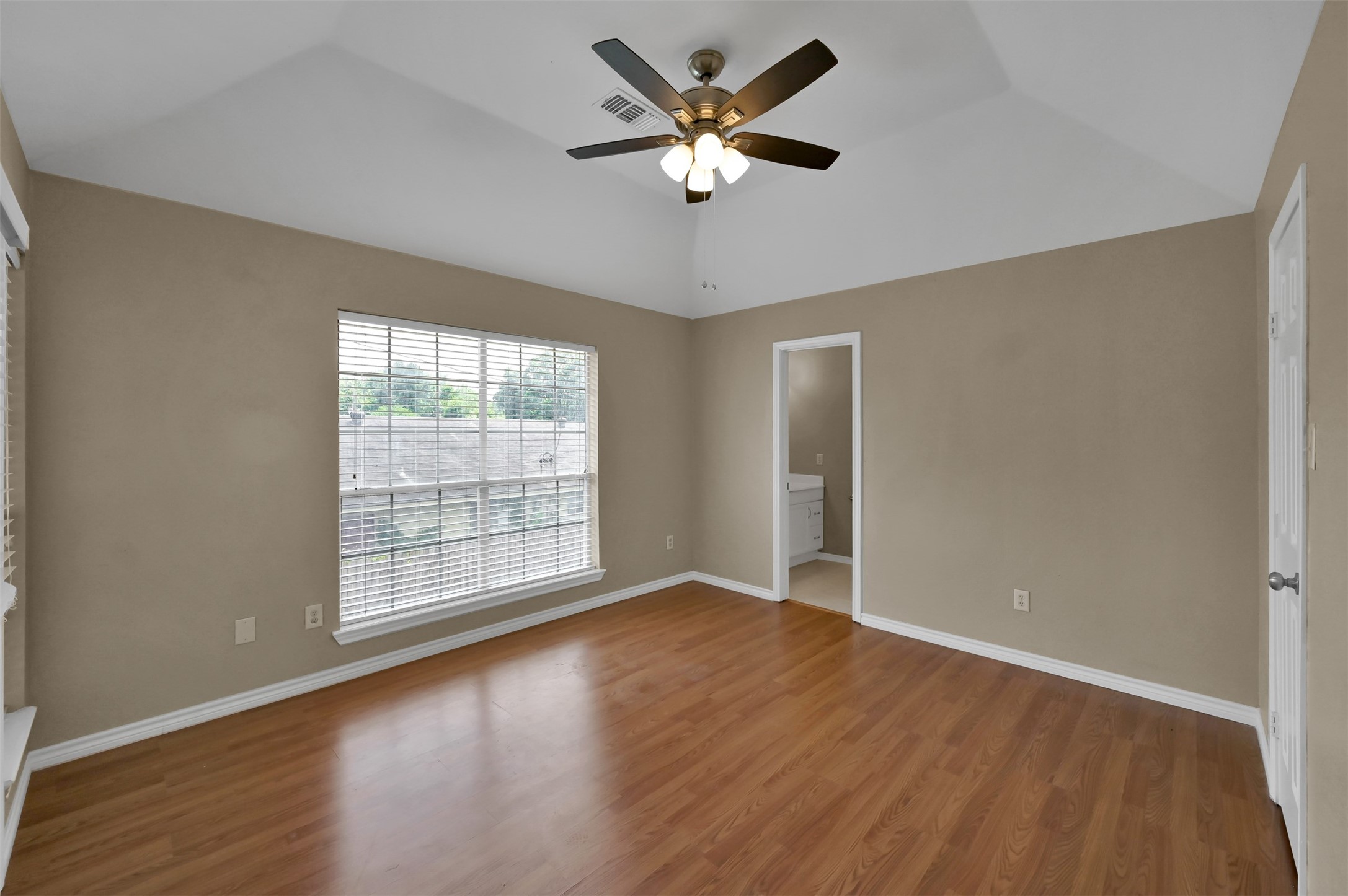 1141 Lovett Street Property Photo 15