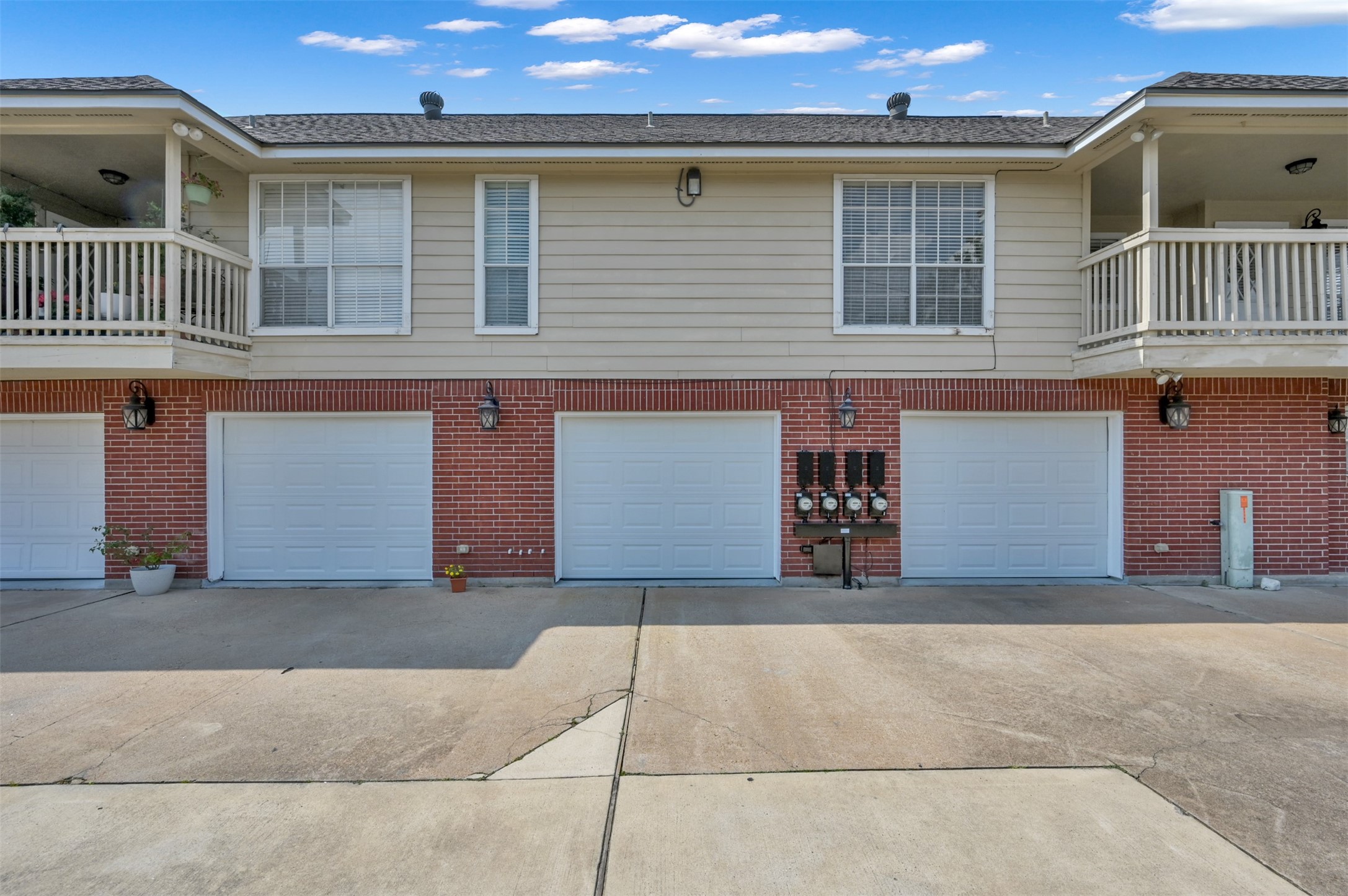 1141 Lovett Street Property Photo 24