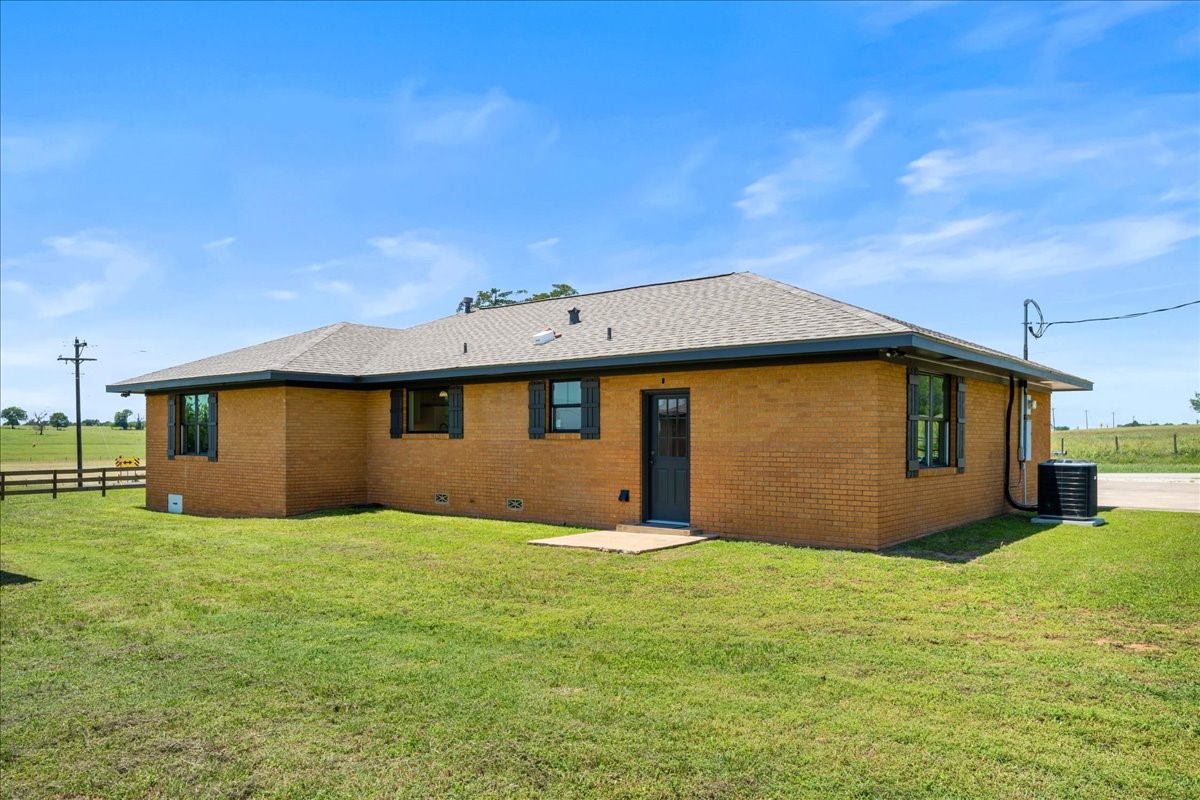 3053 Industrial Boulevard Property Photo 5