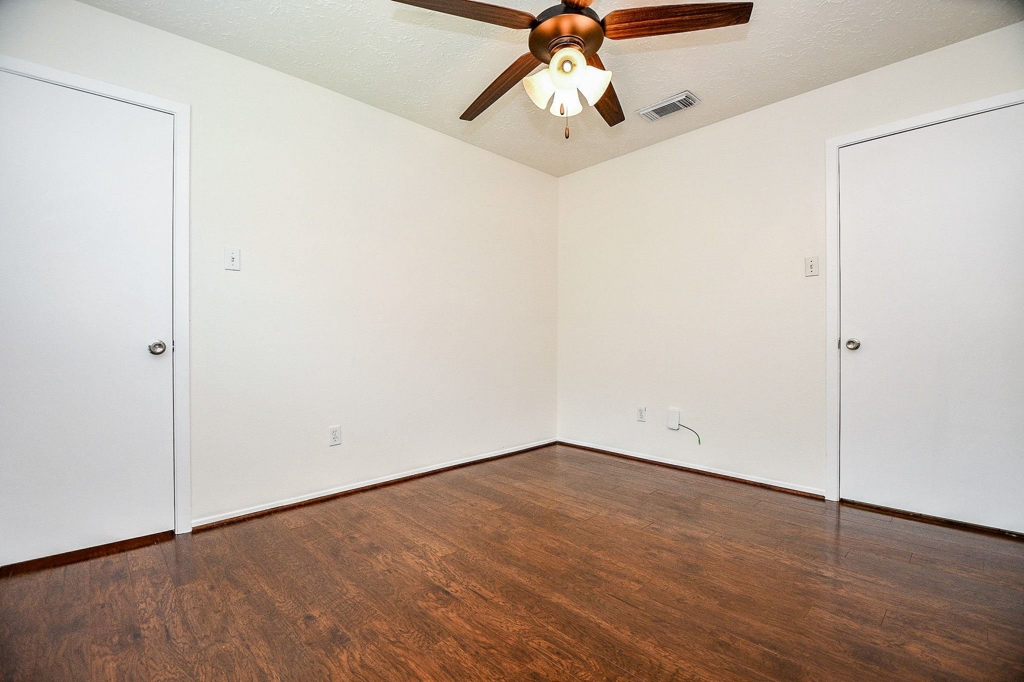 16823 Cobble Ridge Drive Property Photo 34
