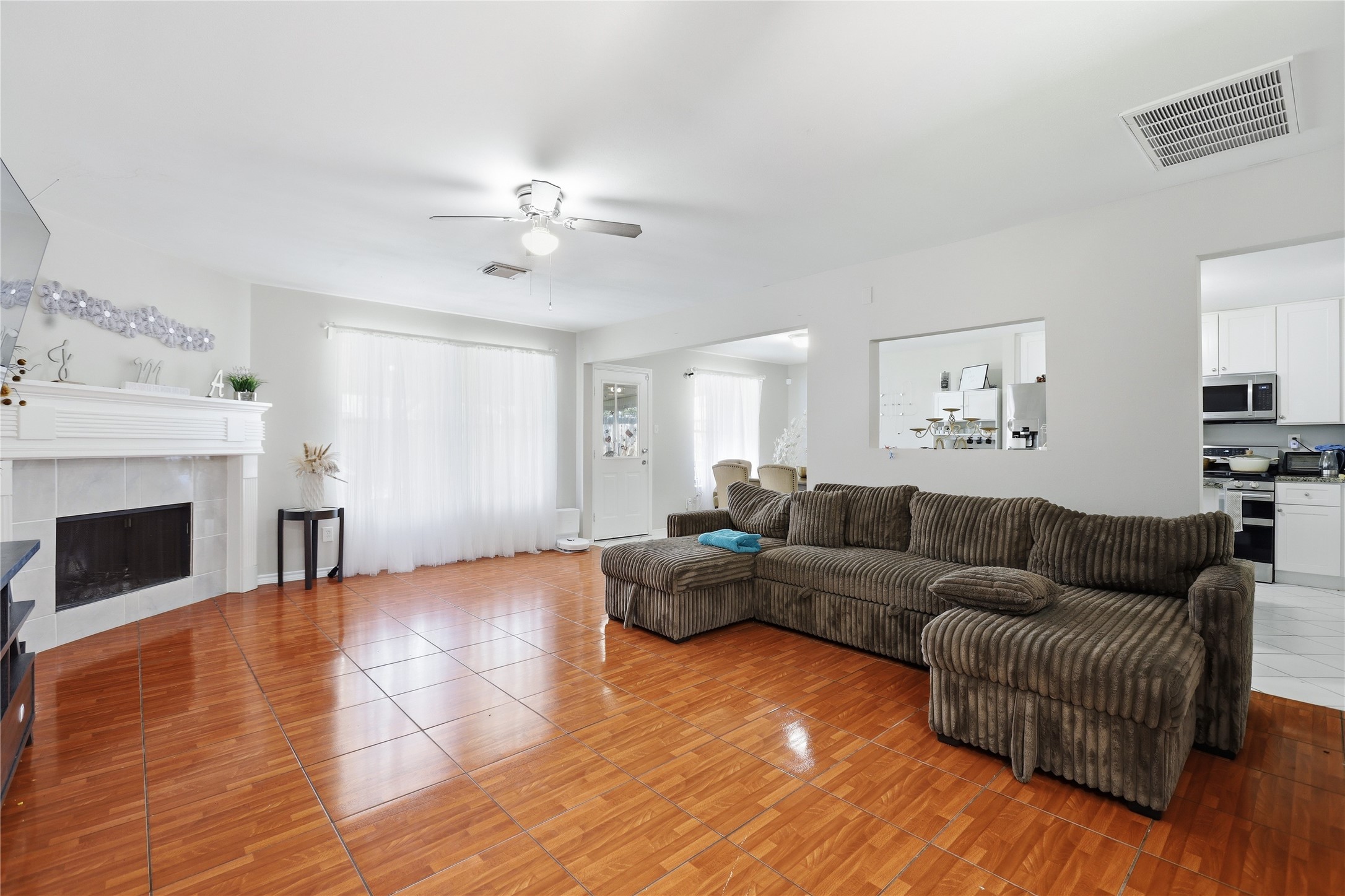 17502 Wild Willow Lane Property Photo 3
