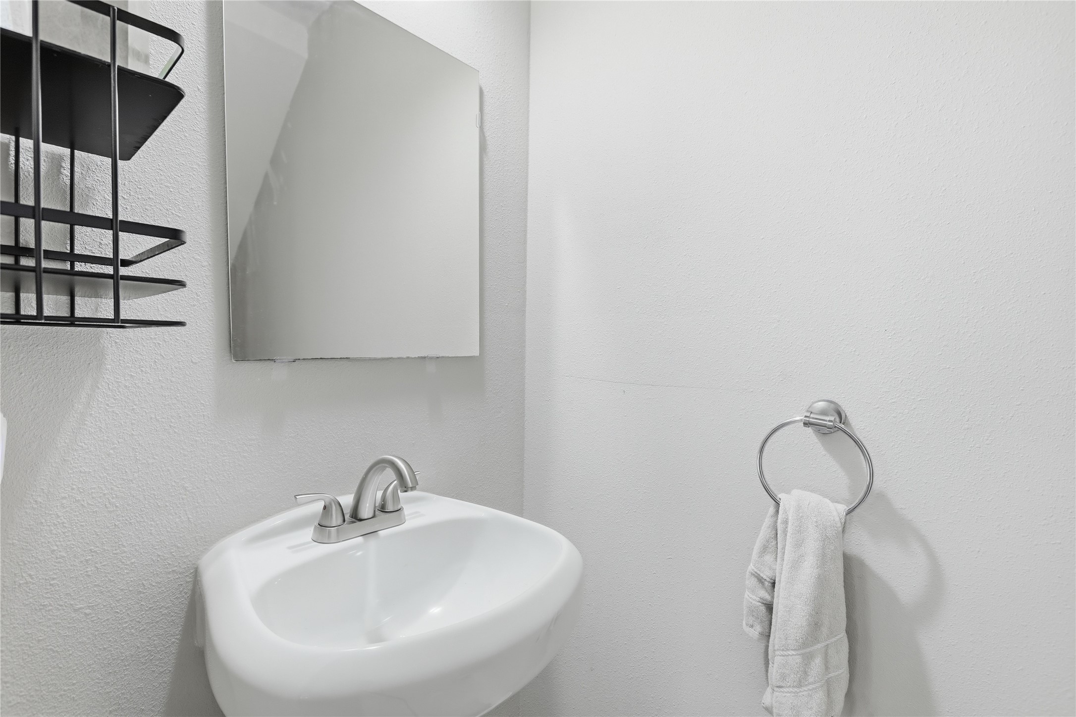 17502 Wild Willow Lane Property Photo 13
