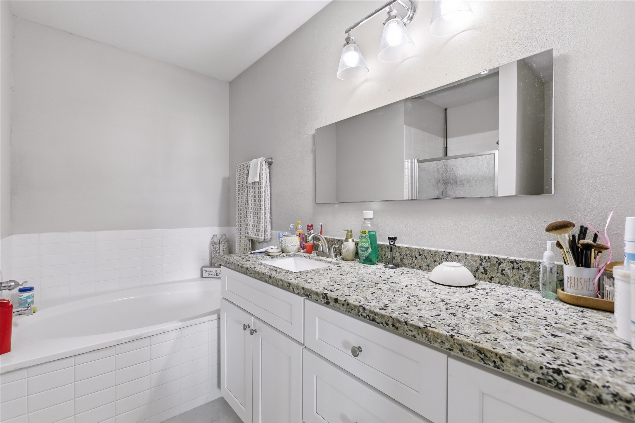 17502 Wild Willow Lane Property Photo 21