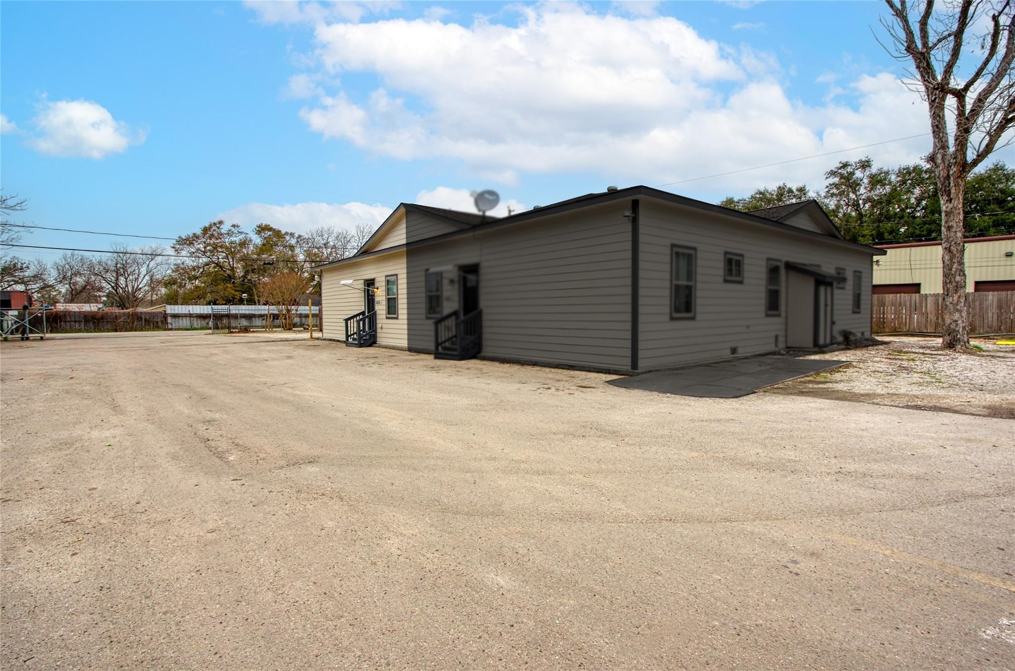 14310 1/2 Unit T Sweeney Road Property Photo 3