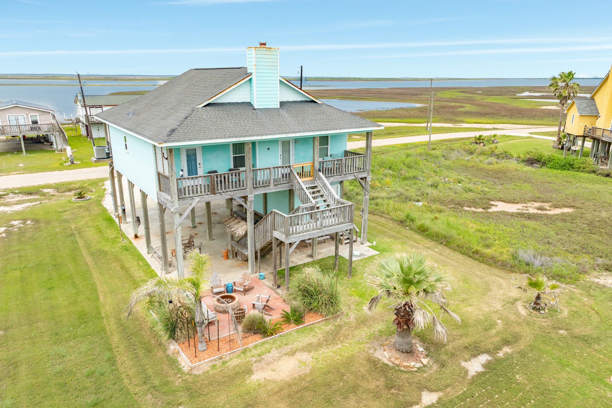 4710 Bayshore Drive Property Photo