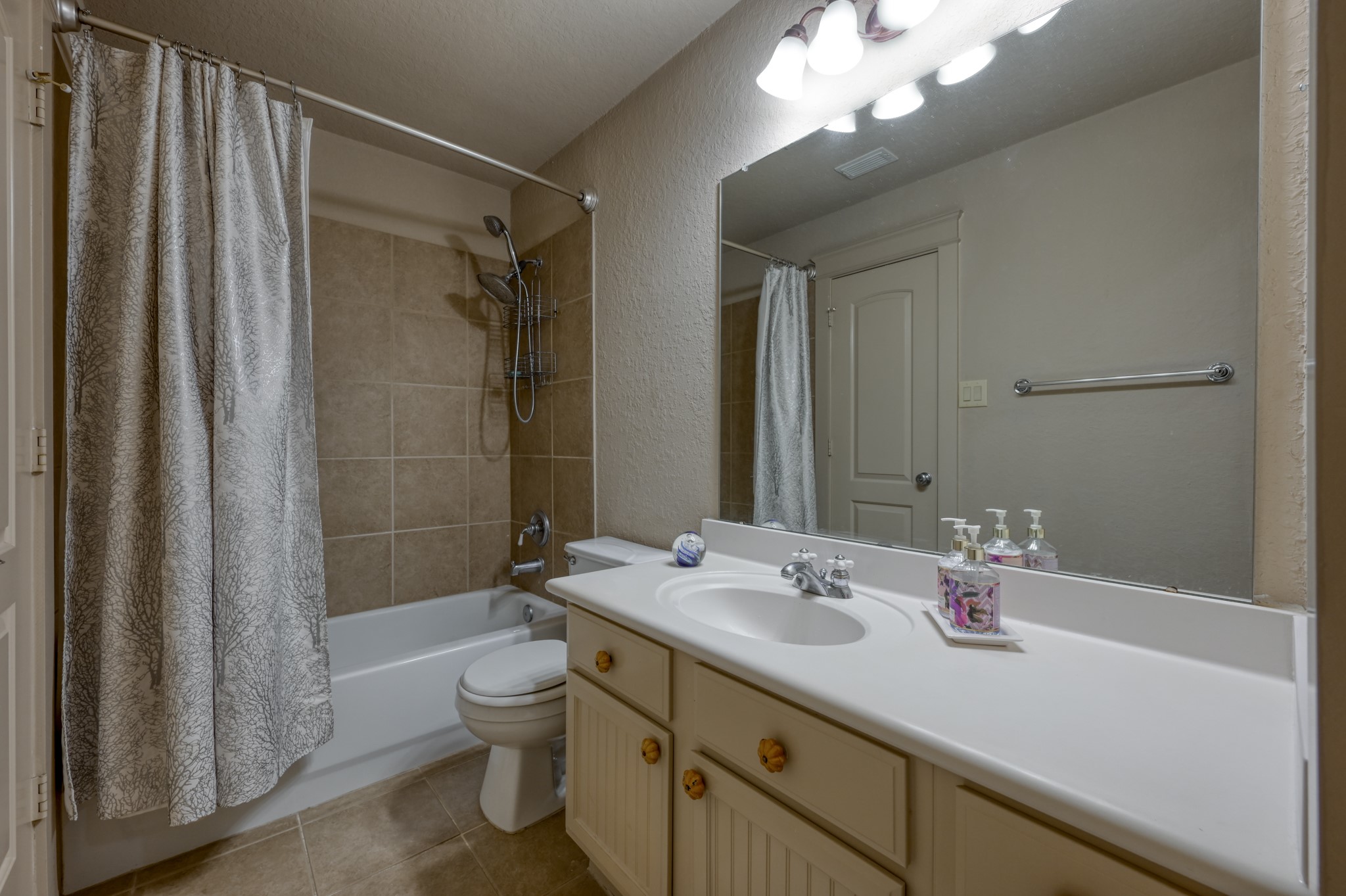 74 Tapestry Park Circle Property Photo 29