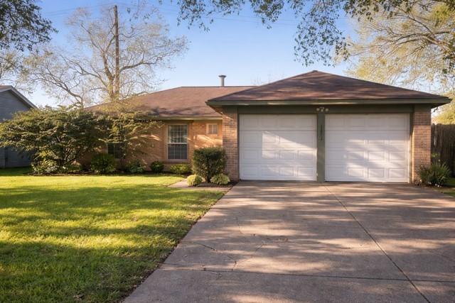 1202 Twining Oaks Lane Property Photo 1