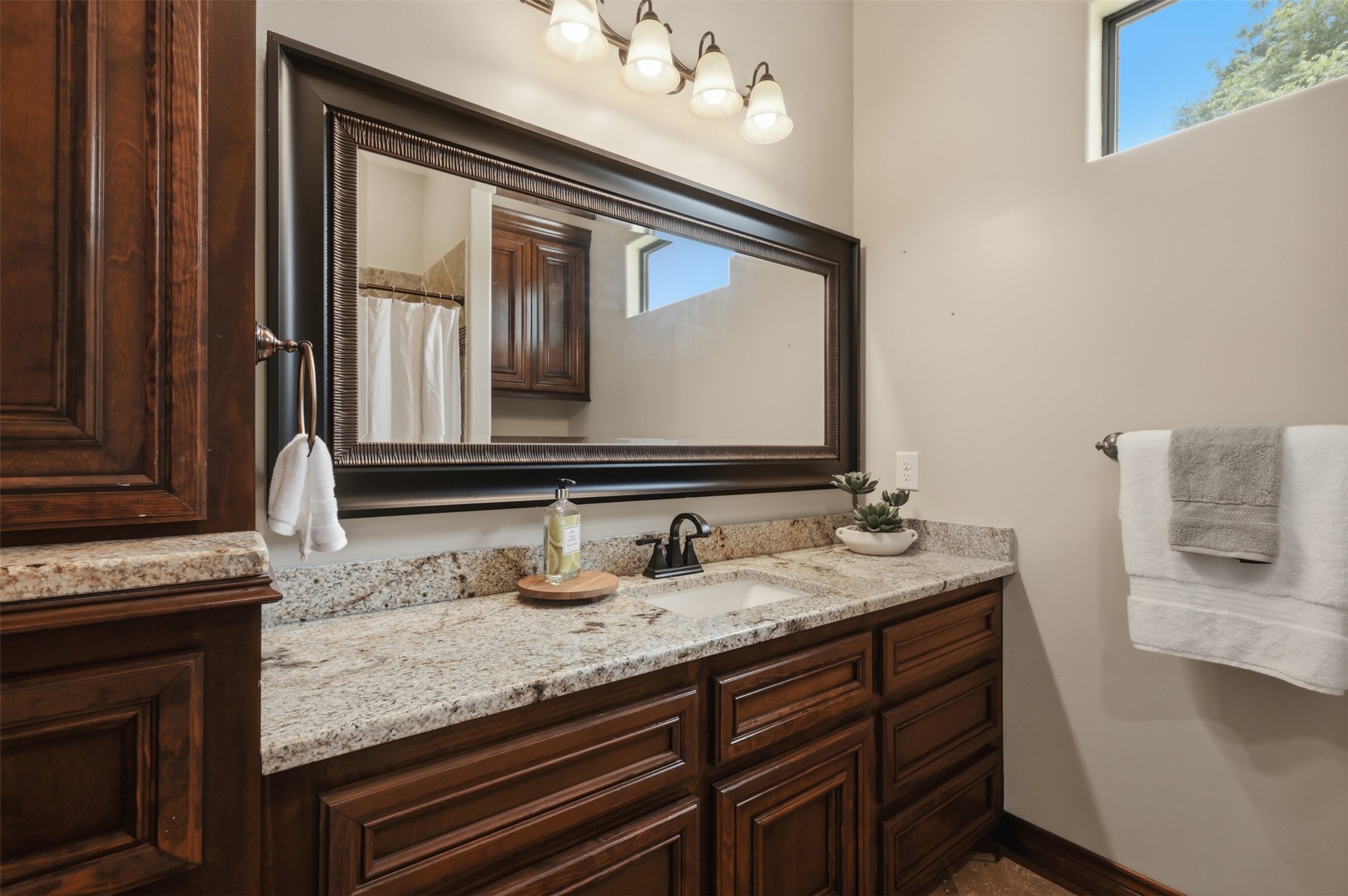 10105 Heritage Ranch Road Property Photo 30
